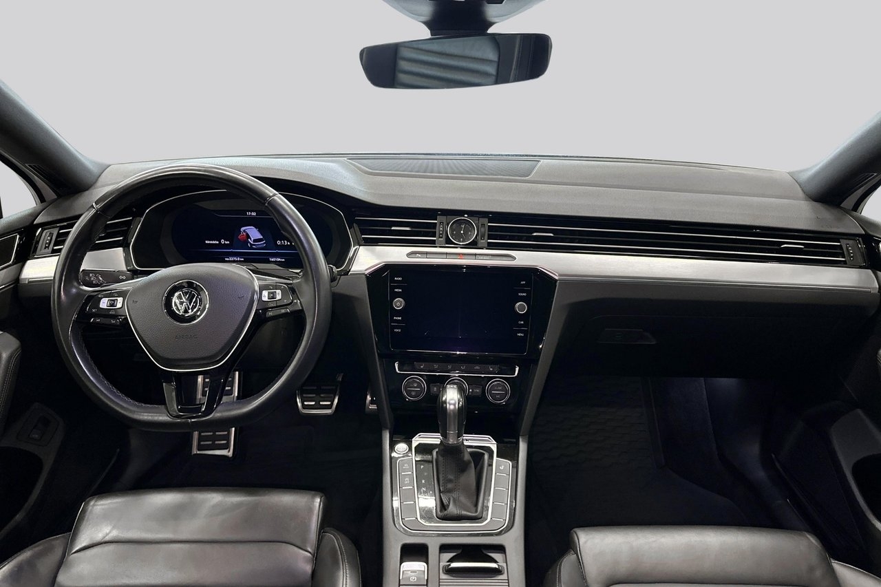 Volkswagen Passat 2018, bild 7/10