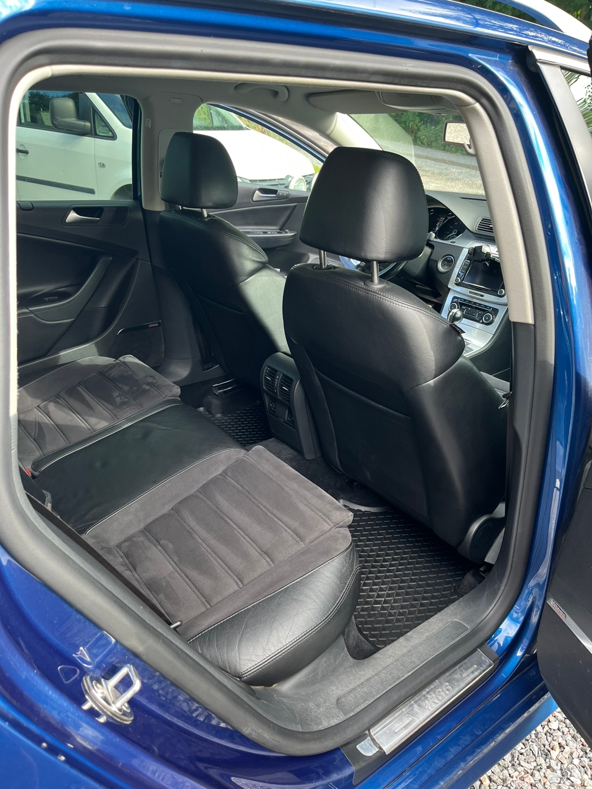 Volkswagen Passat 2010, bild 6/6