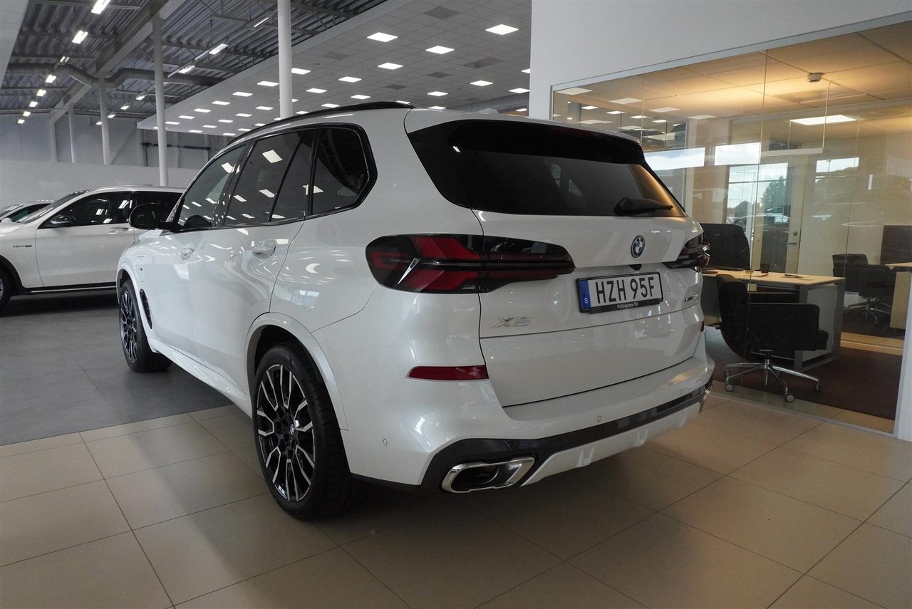 BMW X5 xDrive50e M Sport Innovation 2026, bild 7/10
