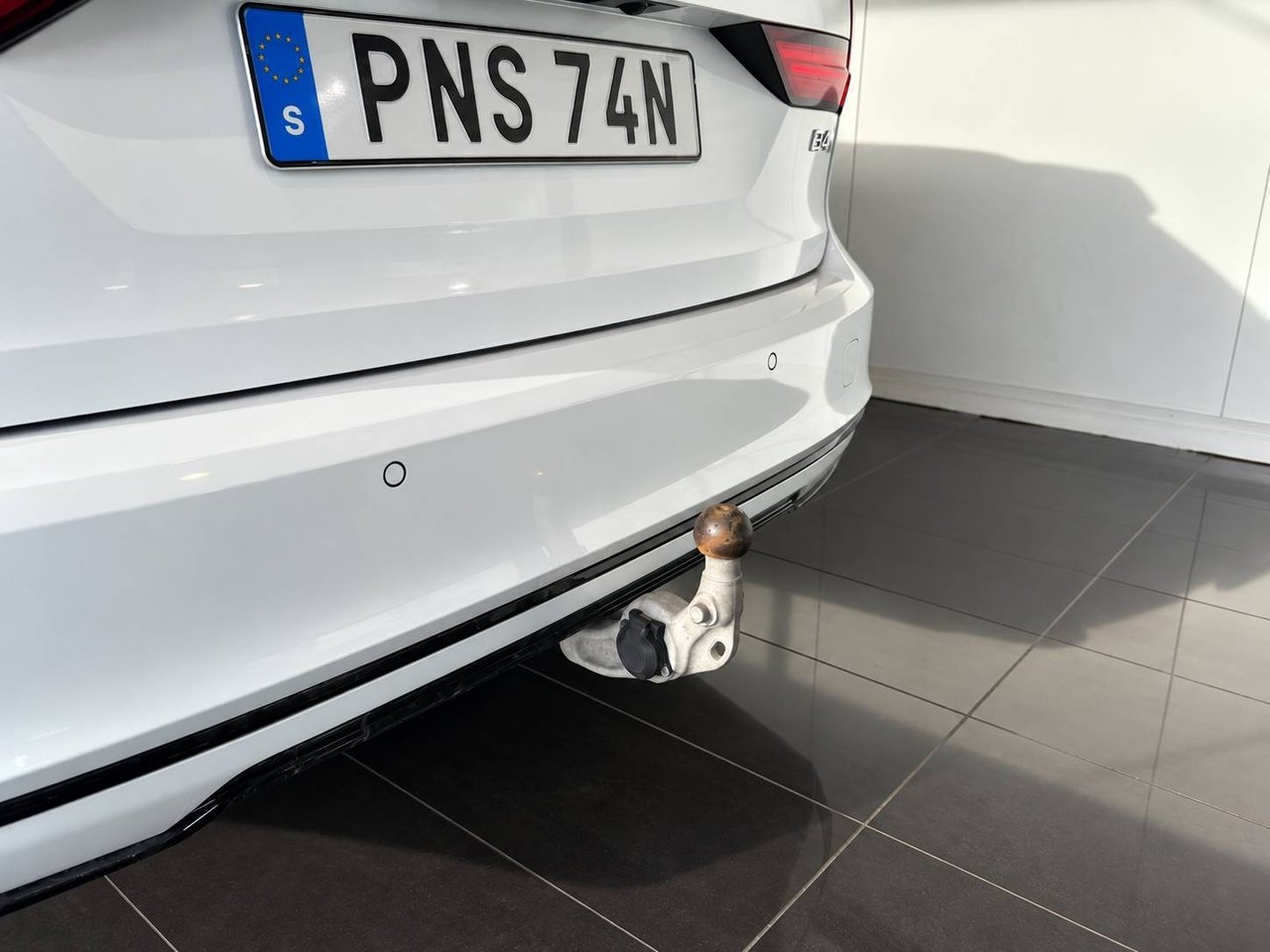 Volvo V90 B4 AWD R-Design 2022, kuva 4/10