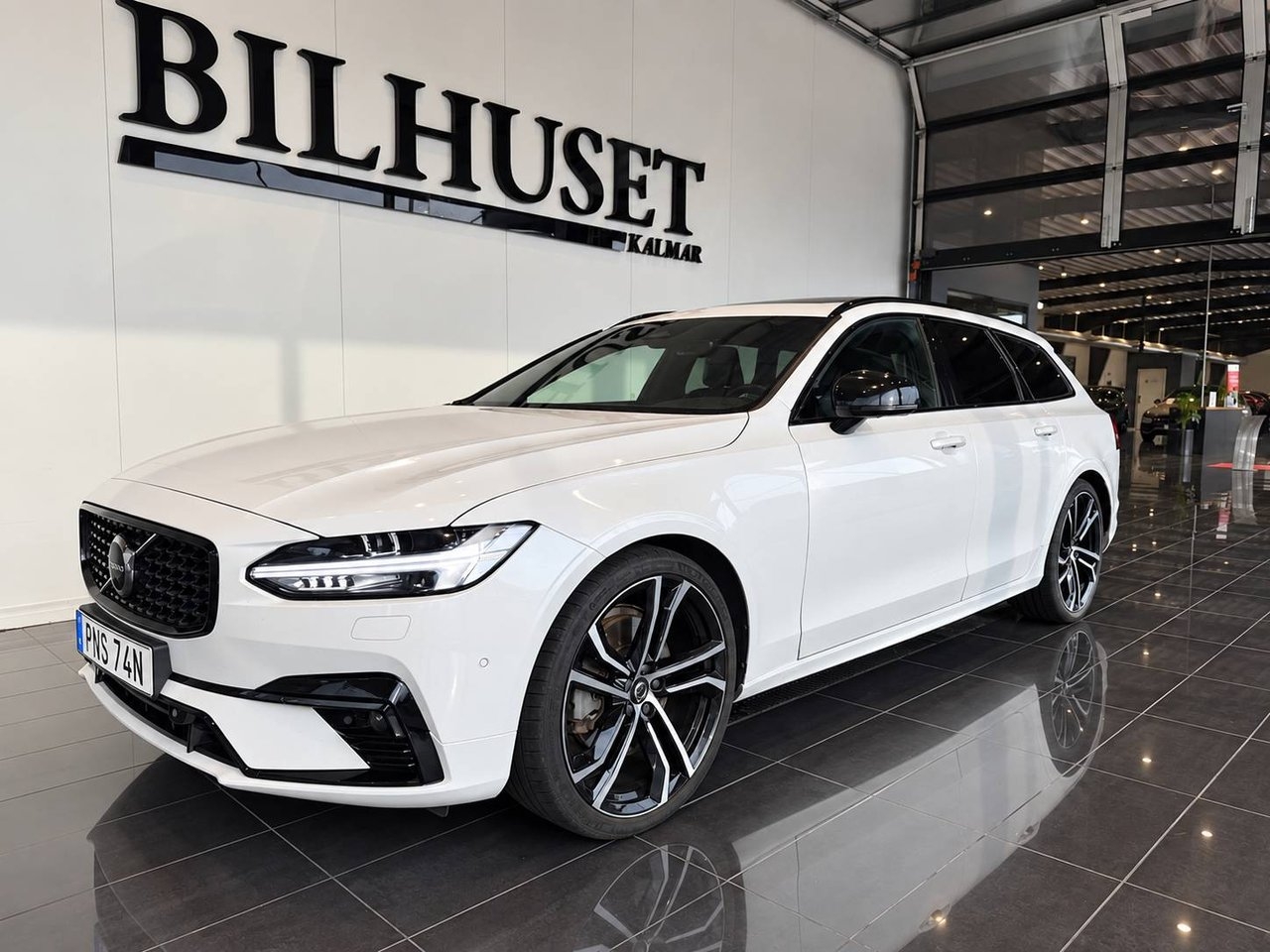 Volvo V90