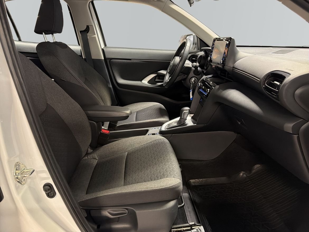 Toyota Yaris Cross 2024, kuva 6/13