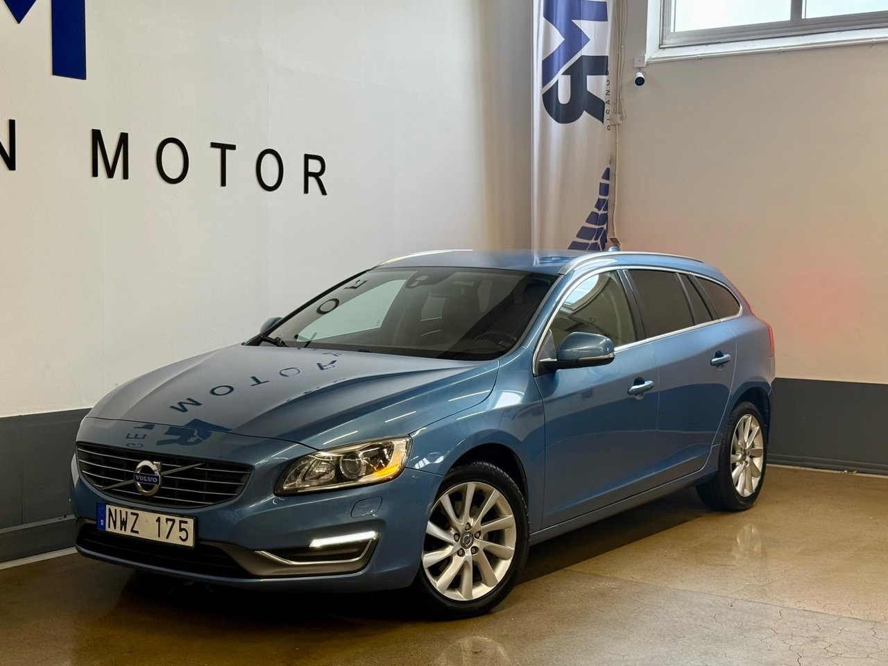 Volvo V60 2014, photo 2/10
