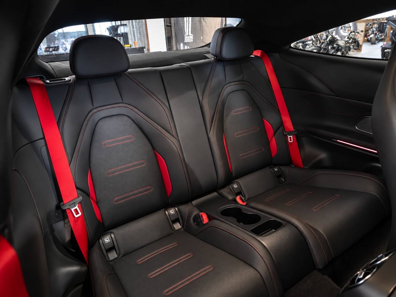 Mercedes-Benz AMG GT 2024, bild 6/6