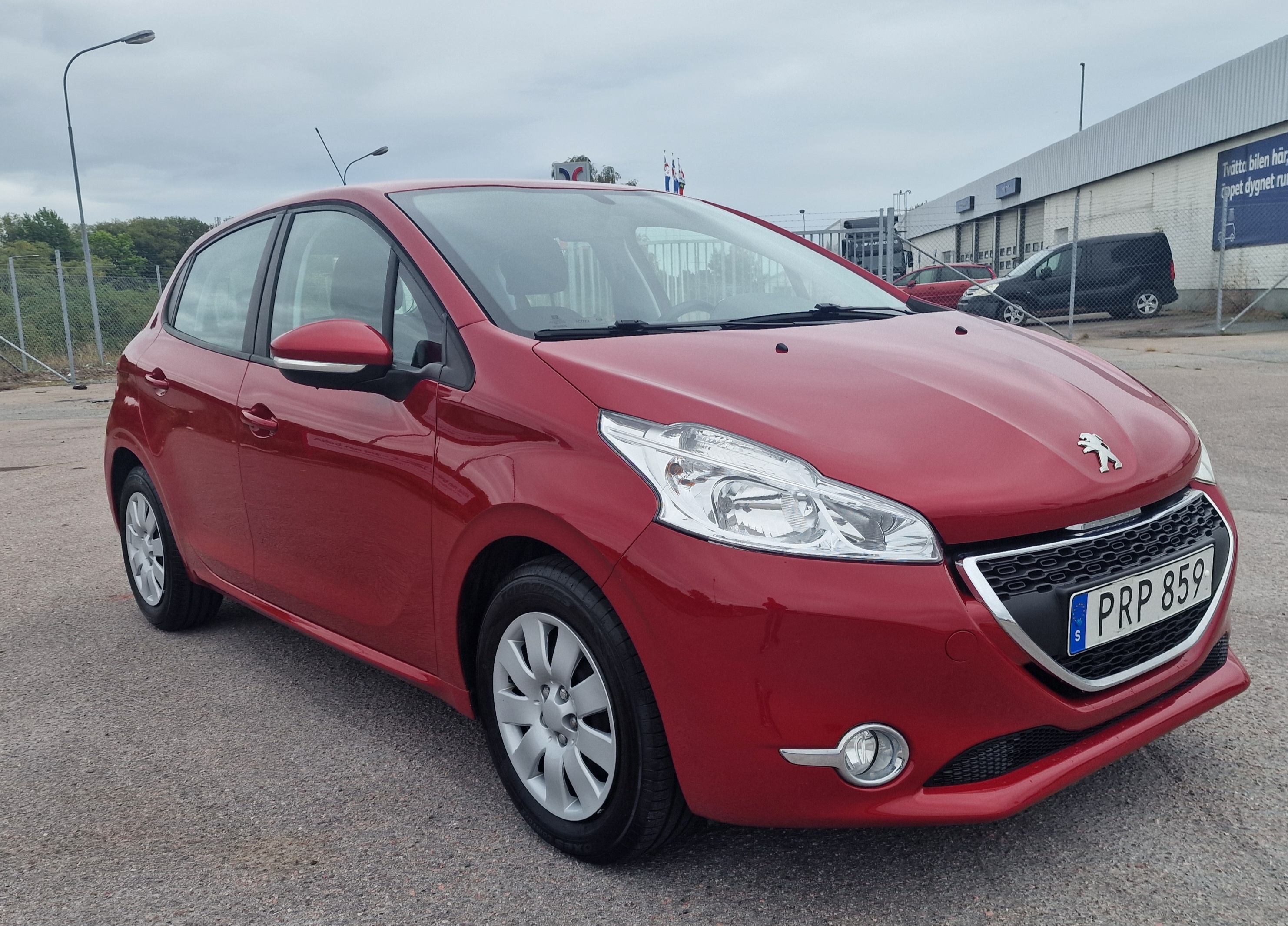 Peugeot 208 2014, bild 2/10