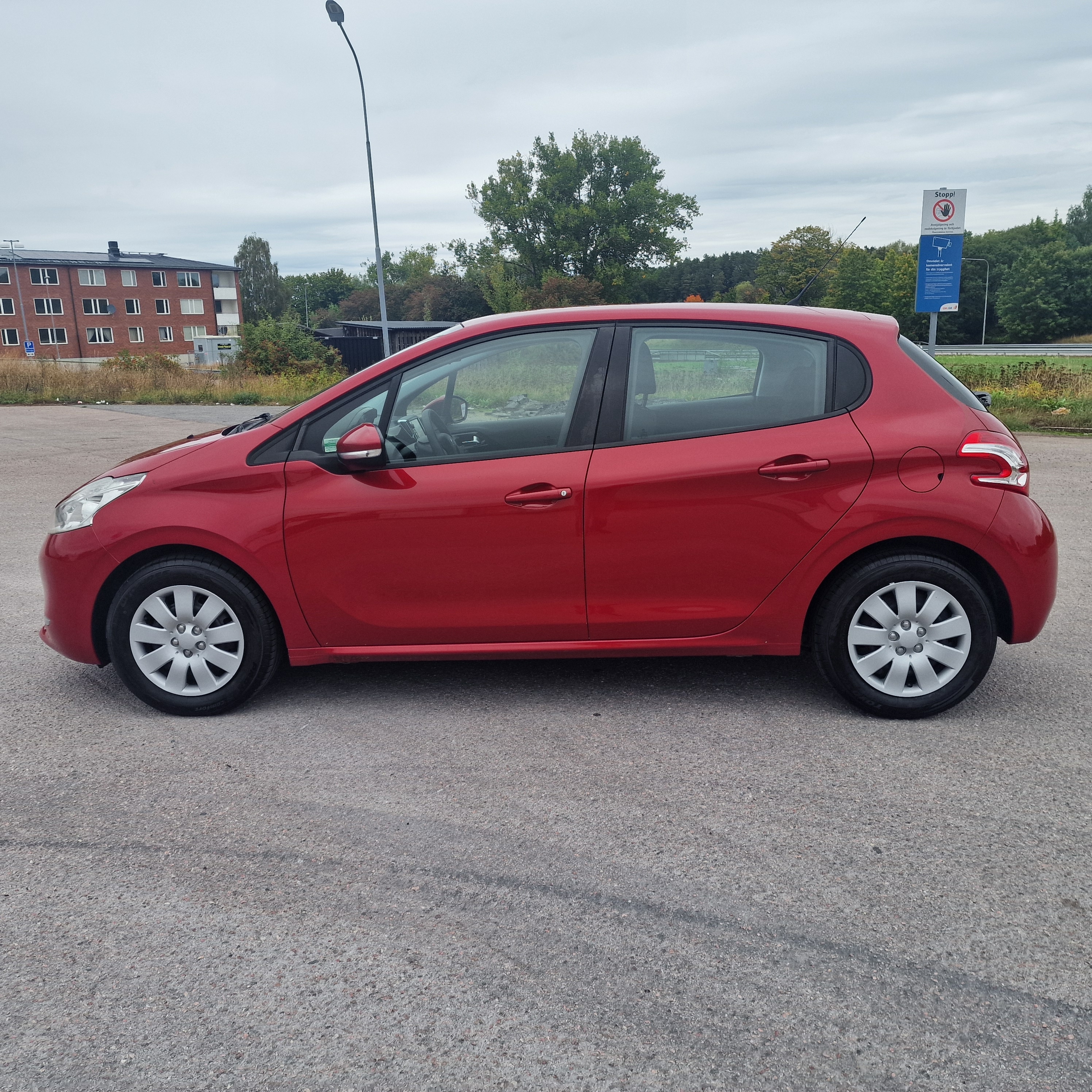 Peugeot 208 2014, bild 7/10