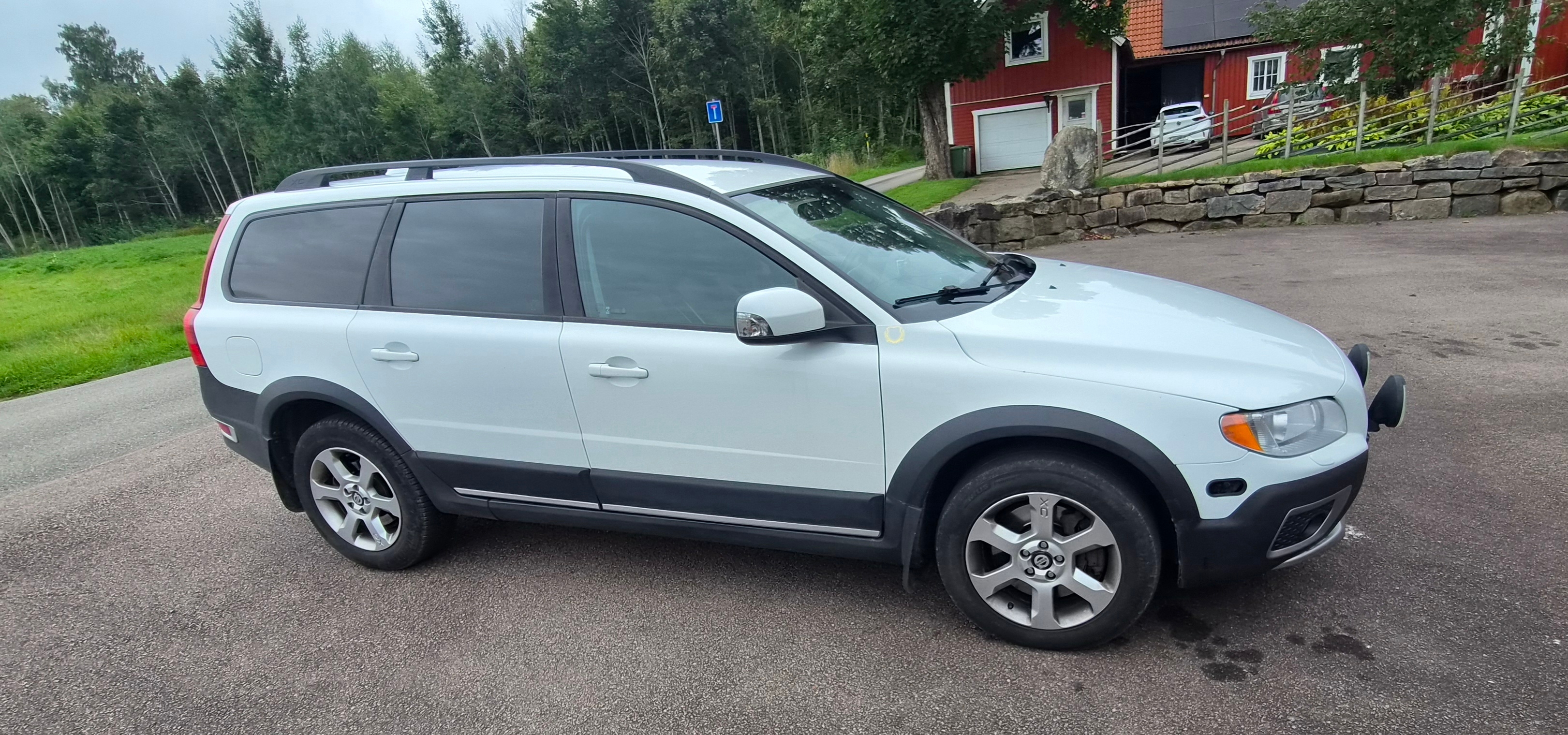 Volvo XC70 D5 AWD Geartronic 2011, bild 3/8
