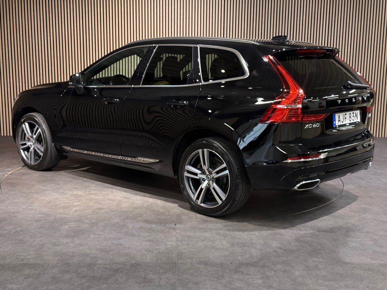 Volvo XC60 D4 AWD Geartronic Inscription 2019, bild 6/10