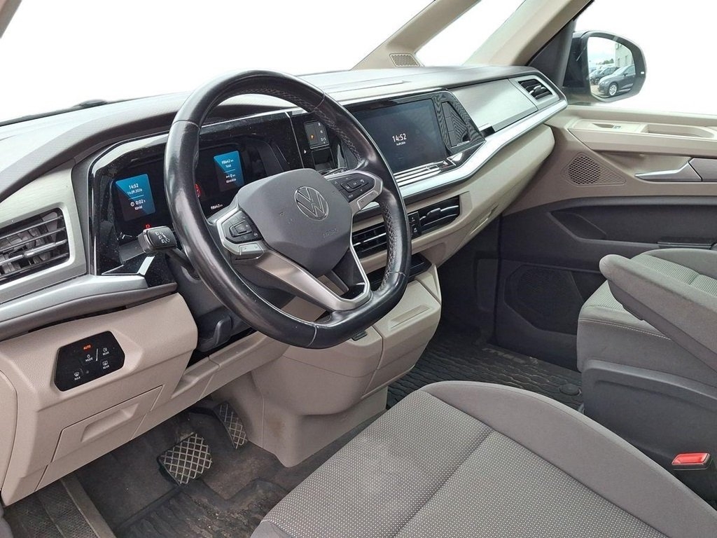 Volkswagen Multivan 2022, bild 2/5