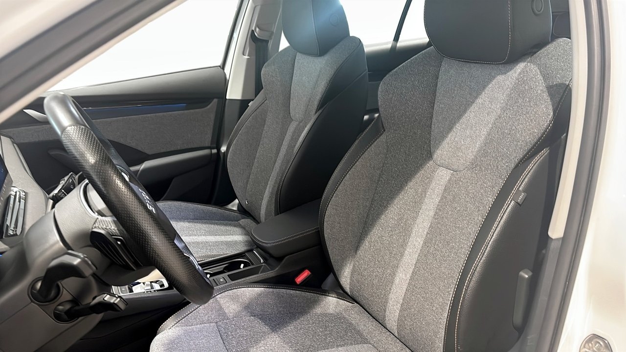 Skoda Octavia 2025, bild 7/10