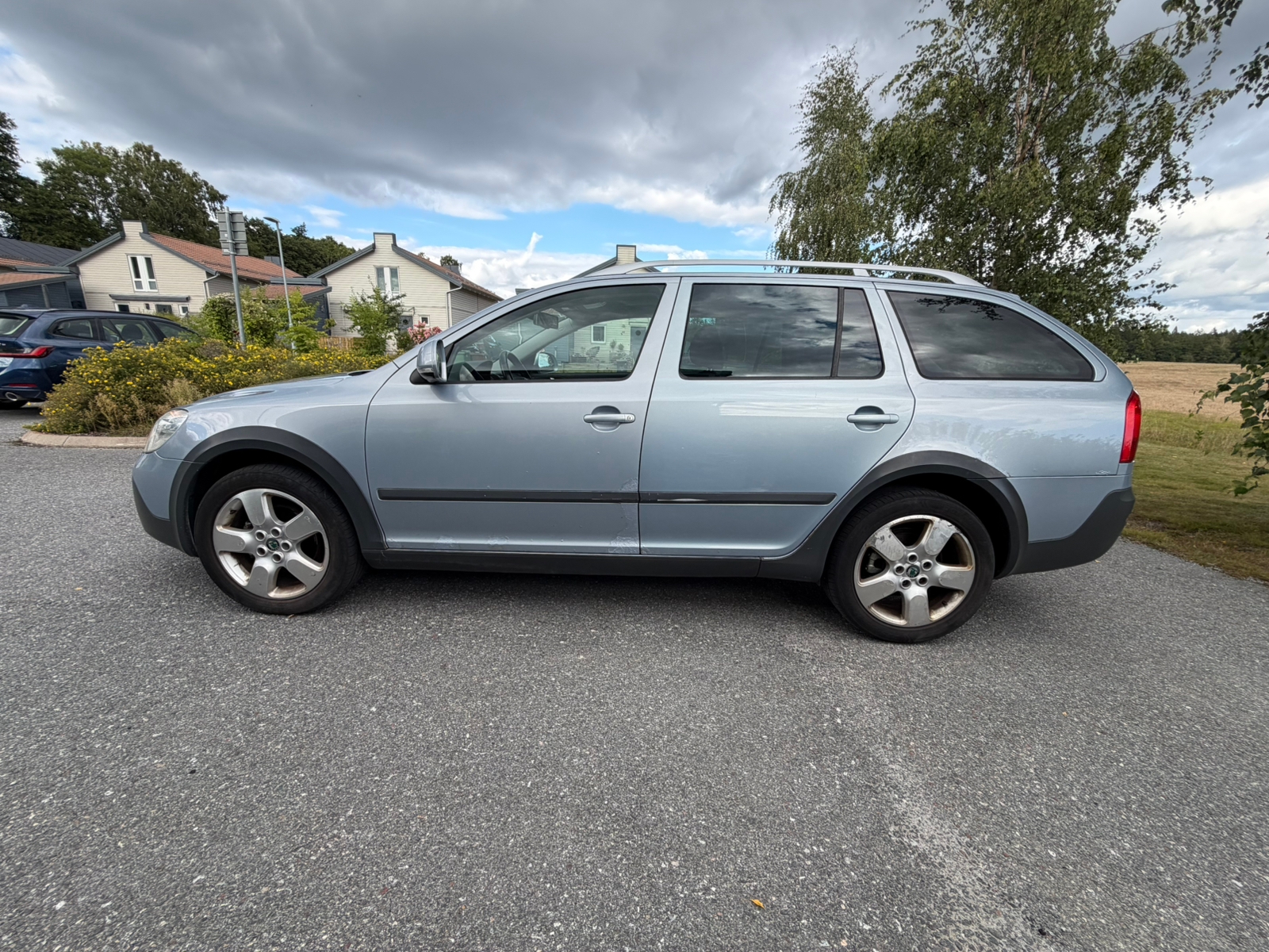Skoda Octavia 2011, bild 2/10