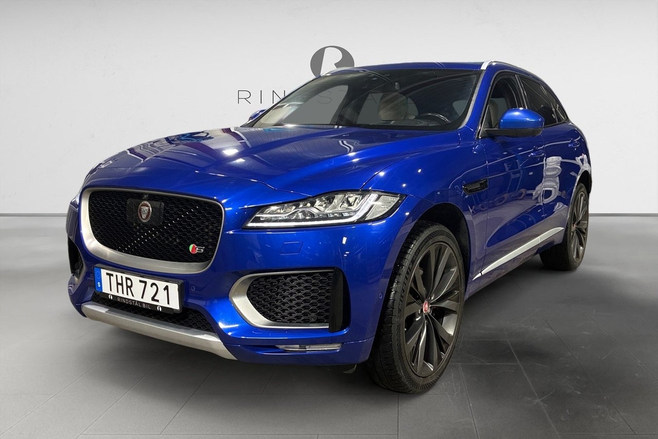 Jaguar F-Pace