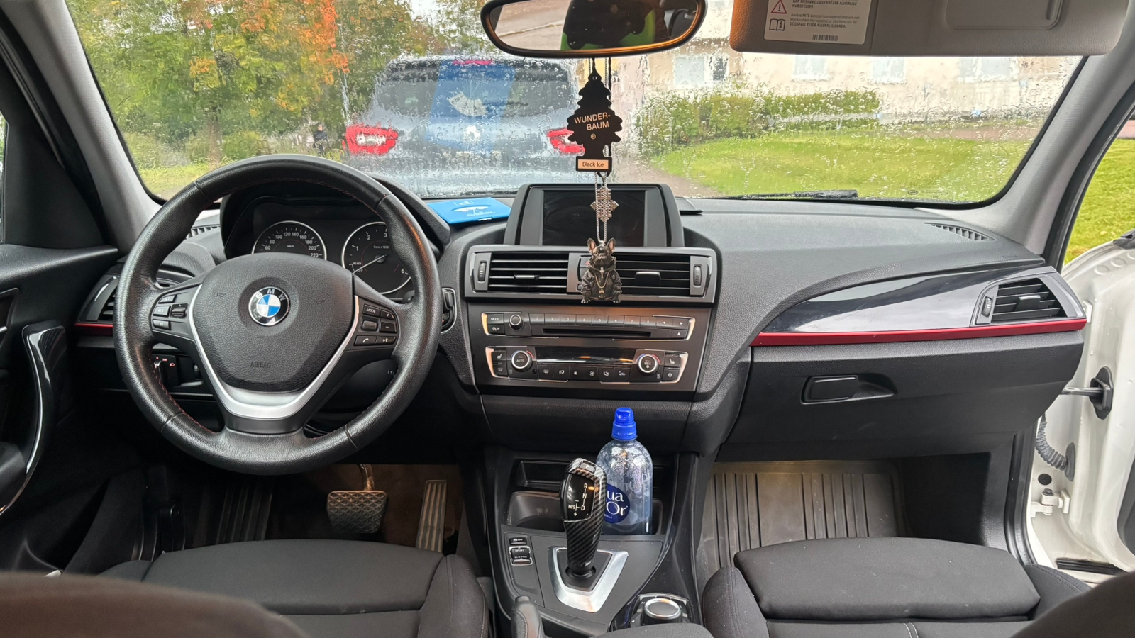 BMW 118 d 5-dörrars Steptronic 2012, bild 2/6