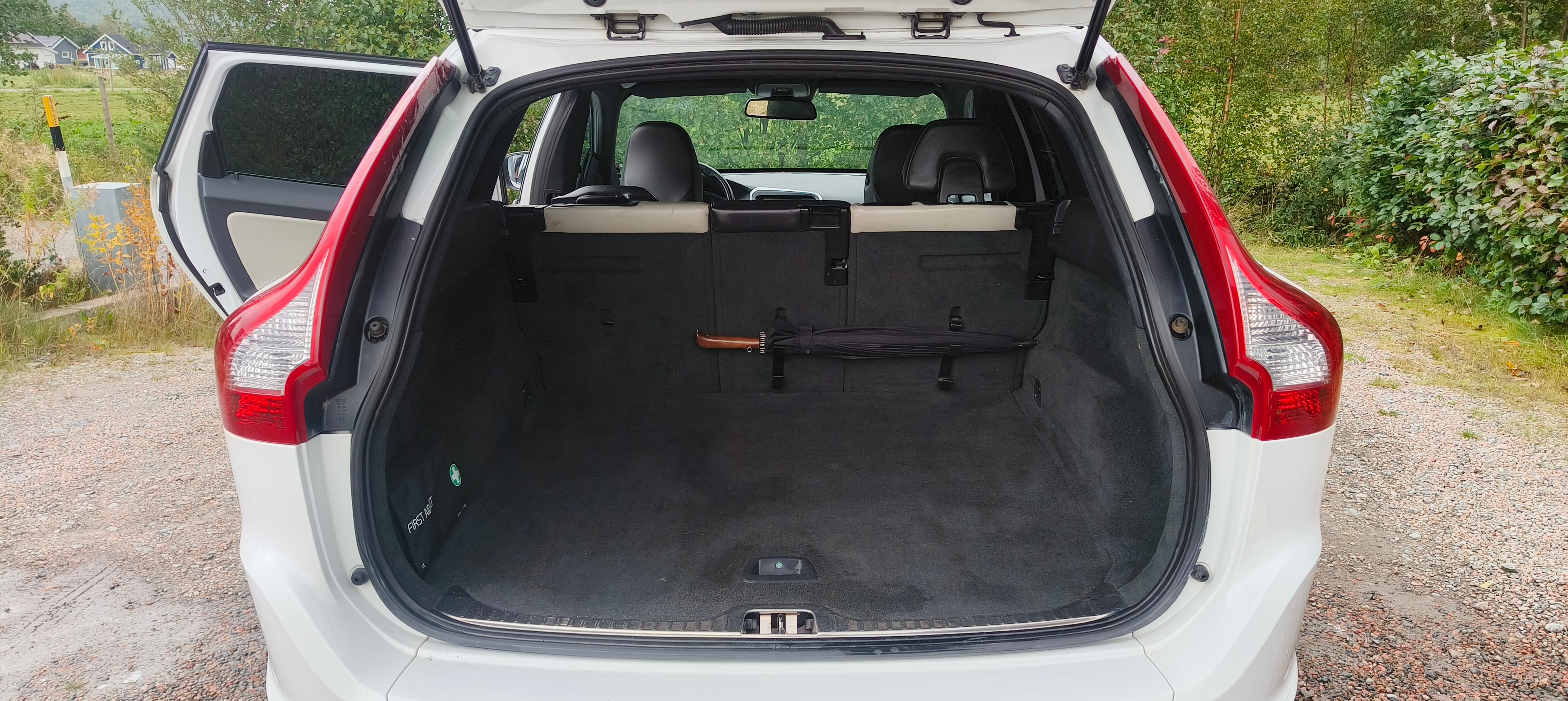 Volvo XC60 D5 AWD Manuell 2014, bild 5/9