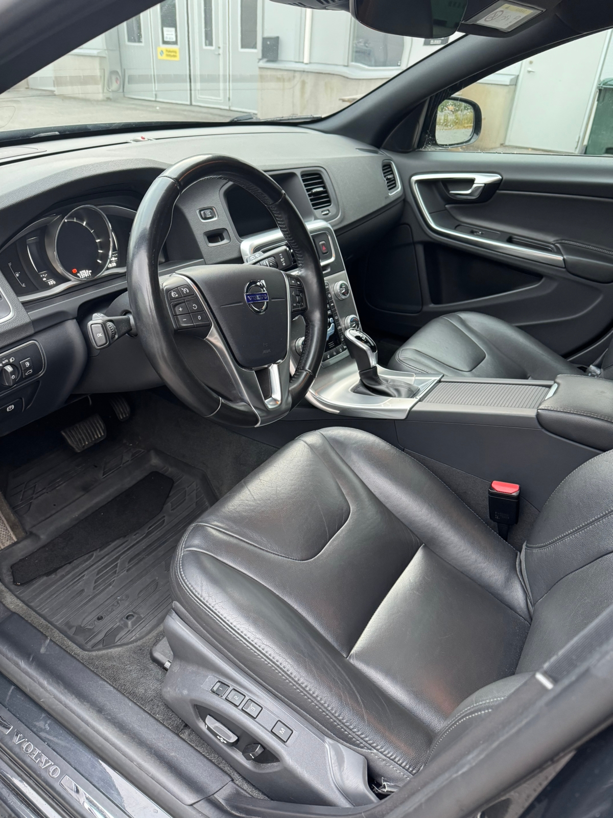 Volvo V60 Cross Country 2017, bild 4/4