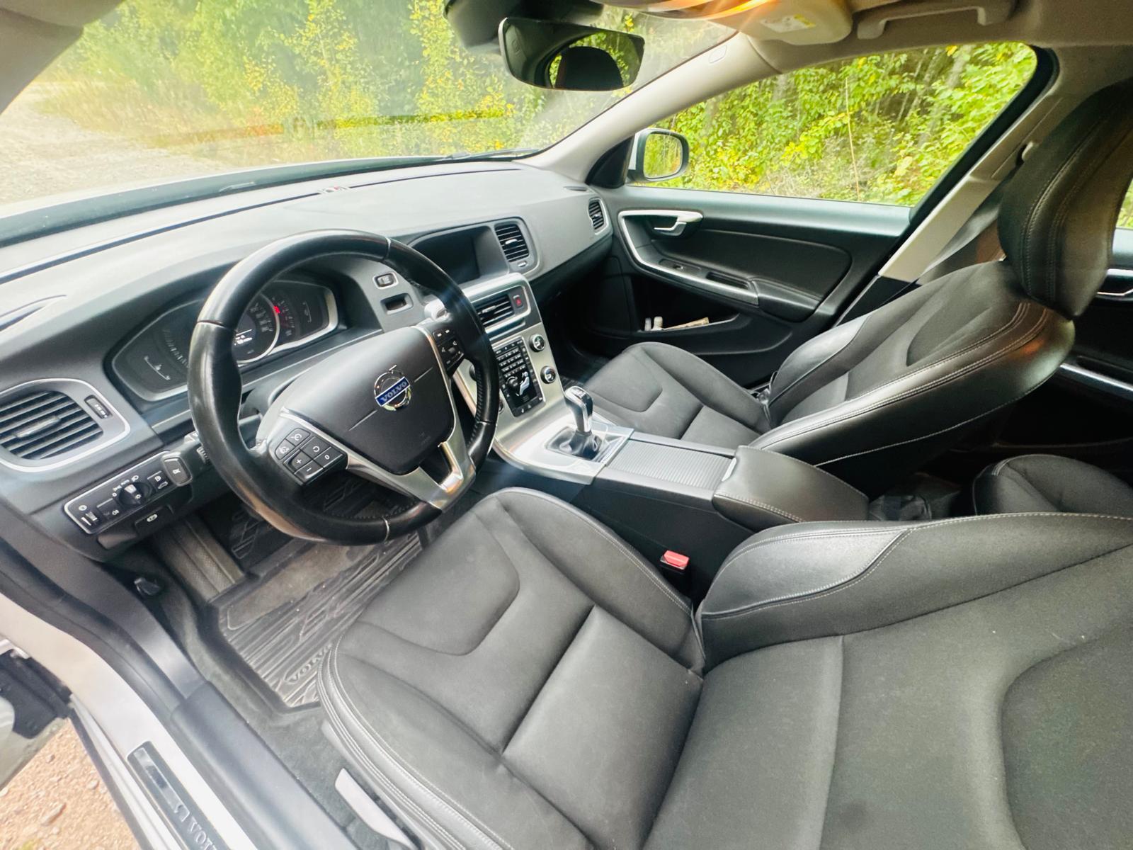 Volvo S60 T3 Manuell 2018, bild 7/10