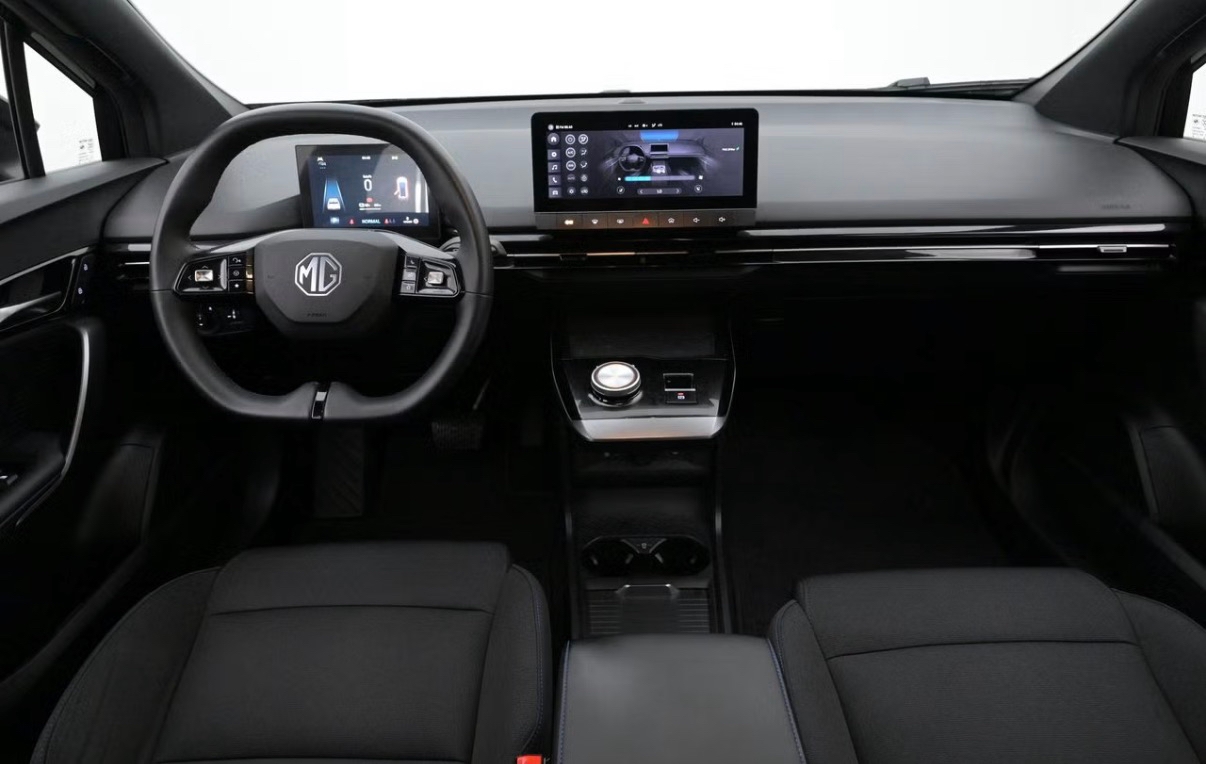 MG MG4 Electric Standard Range 51 kWh 2024, photo 3/3