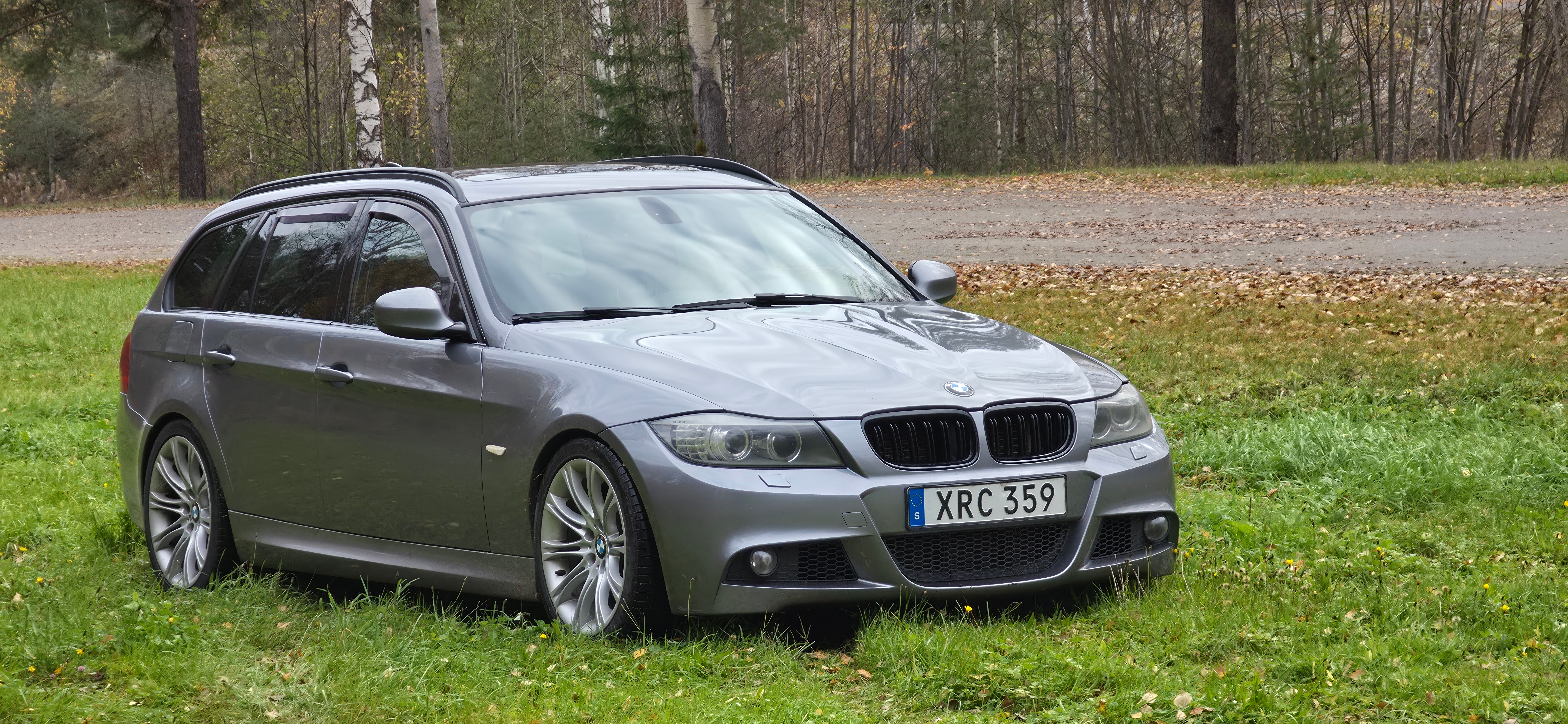 BMW 335 d M-Sport 2010, photo 2/2
