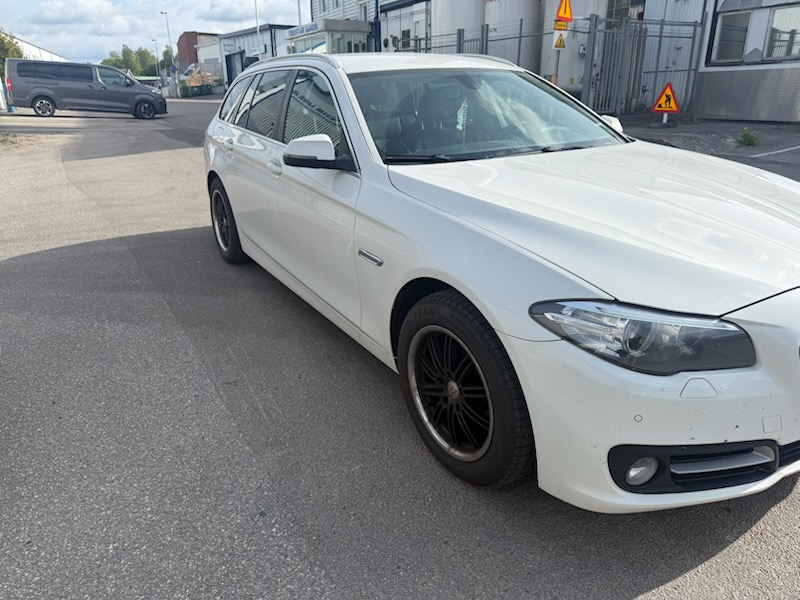 BMW 520 d xDrive Touring Steptronic 2014, bild 5/8
