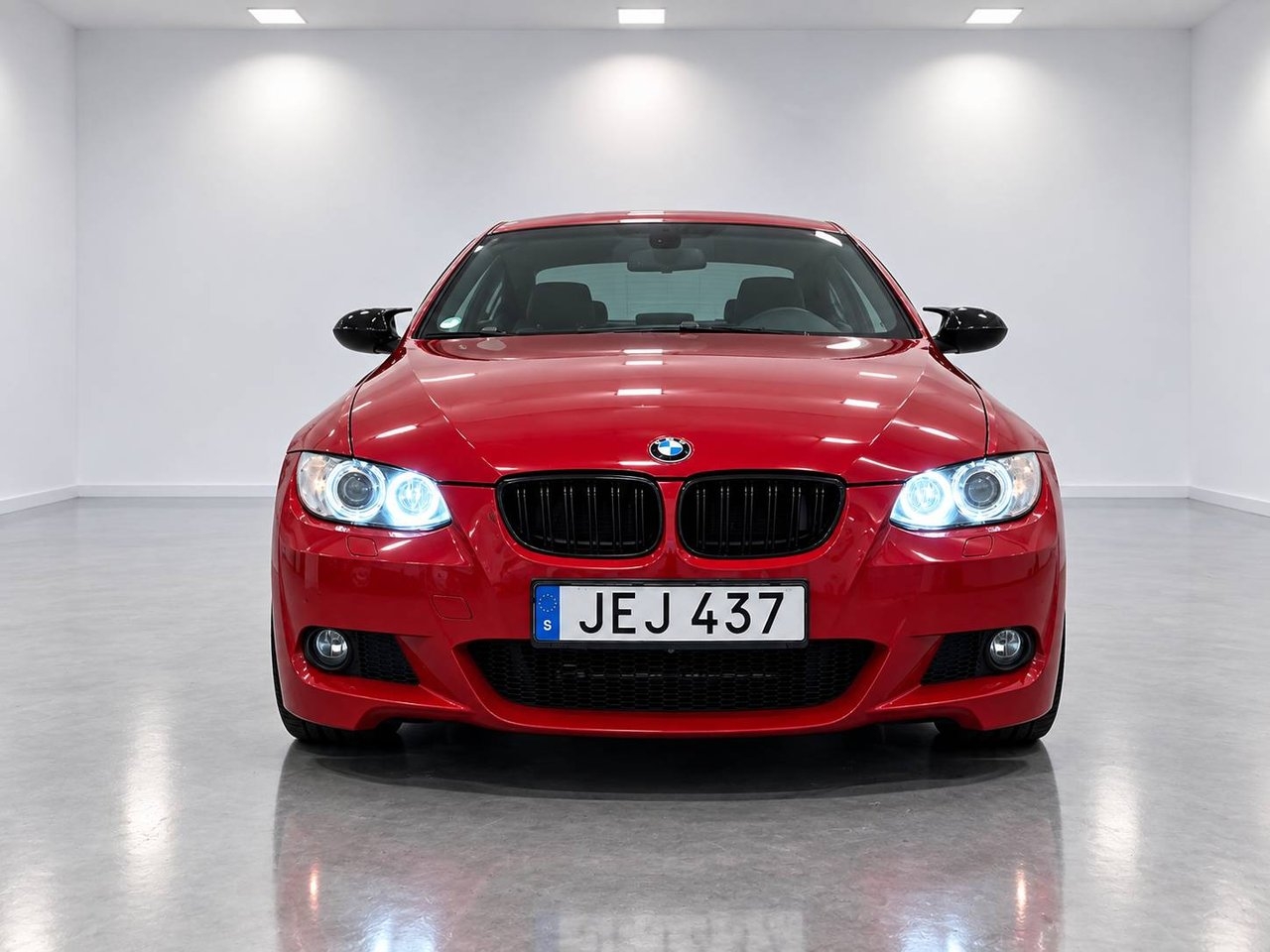 BMW 335 2009, bild 2/10