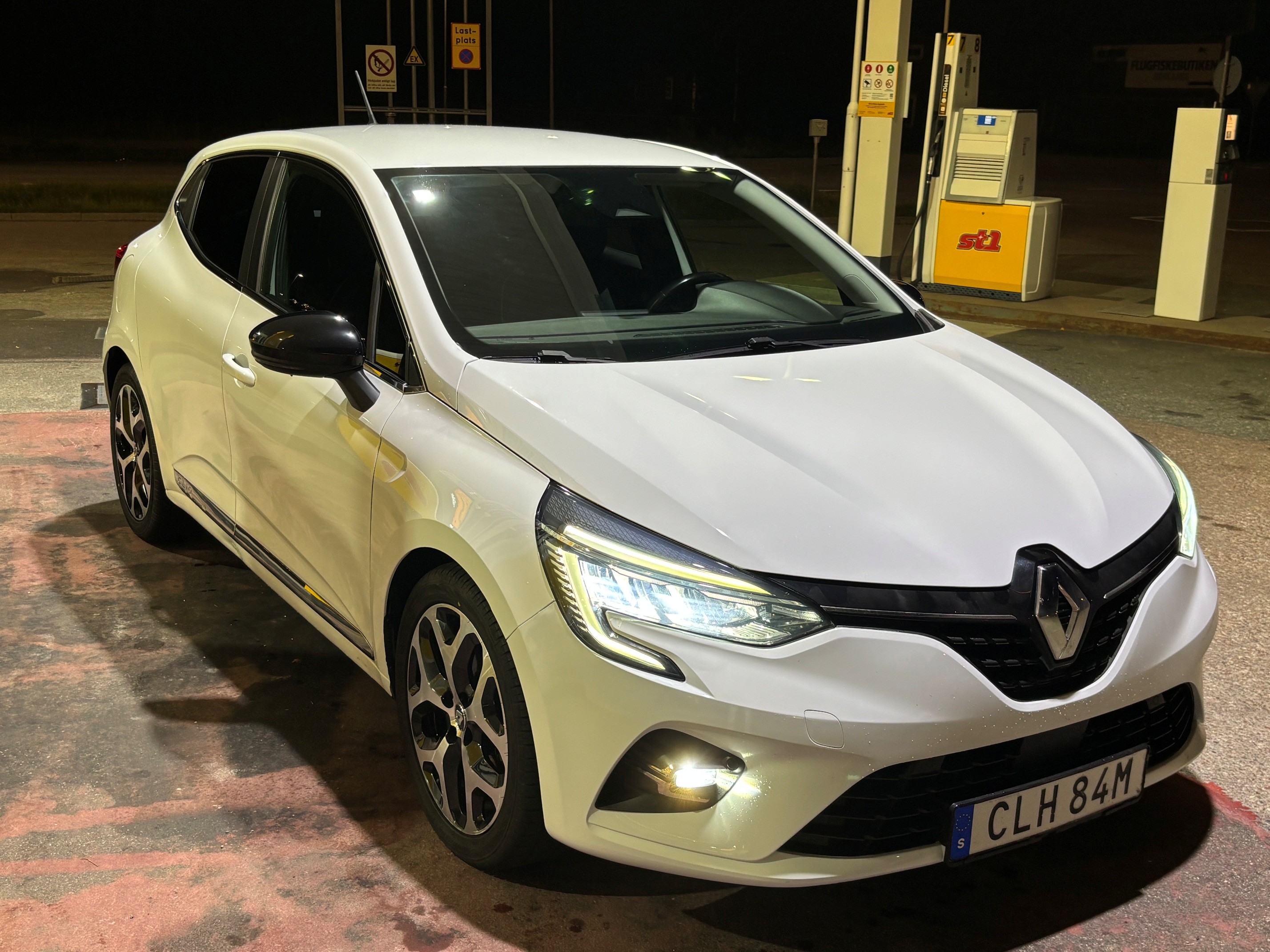 Renault Clio 1.3 TCe 130 Automat-20 2020, bild 6/10