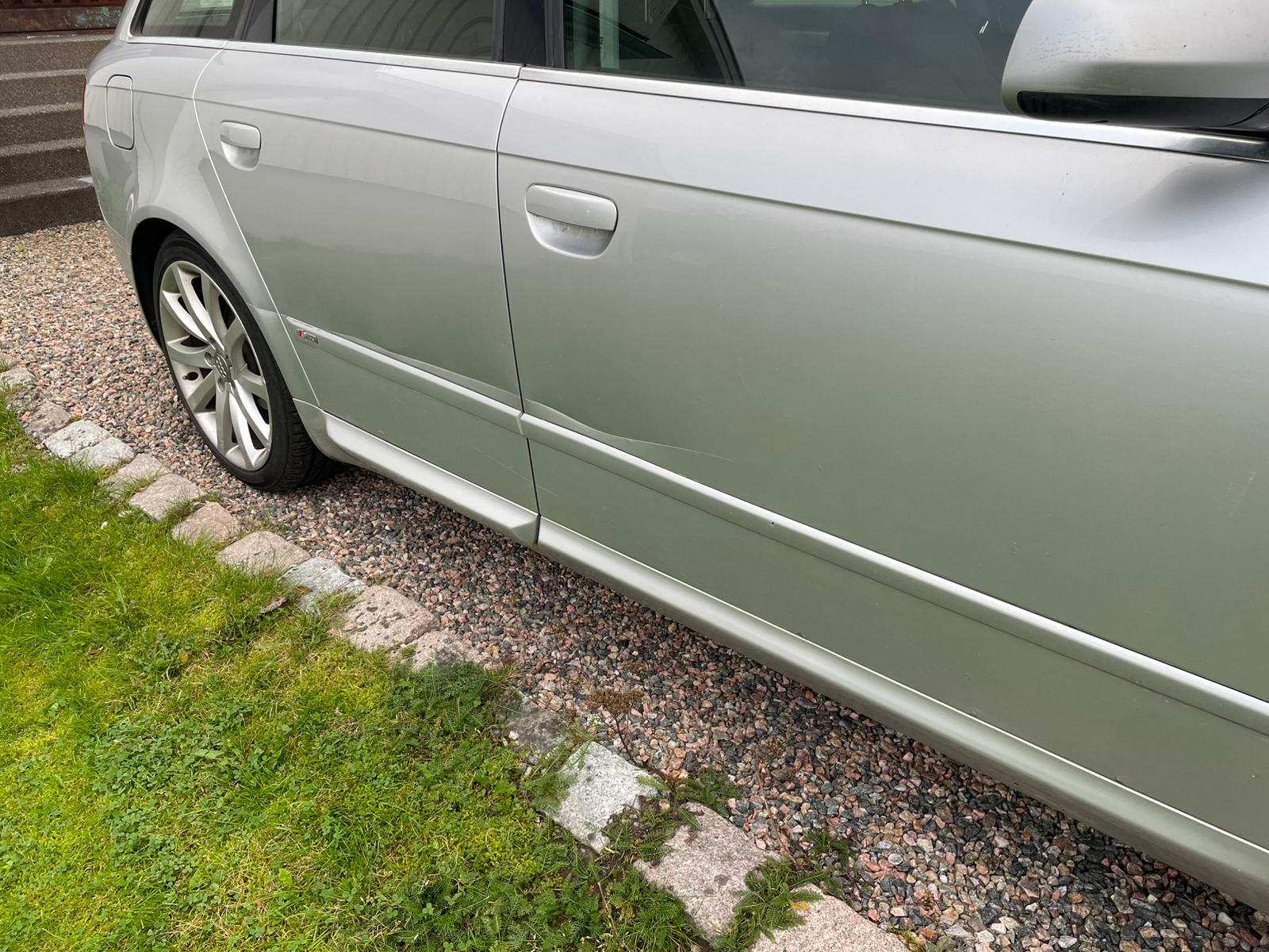 Audi A4 Avant 2.0 TDI quattro Manuell 2008, kuva 5/6