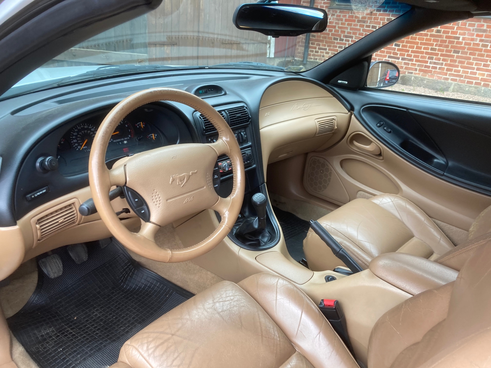 Ford Mustang GT Convertible Manuell 1996, bild 5/8
