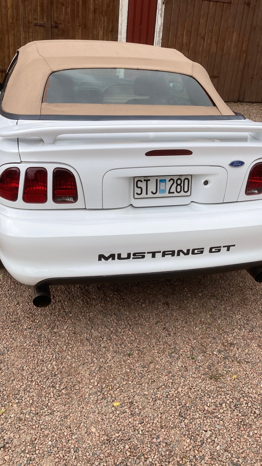 Ford Mustang GT Convertible Manuell 1996, bild 3/8