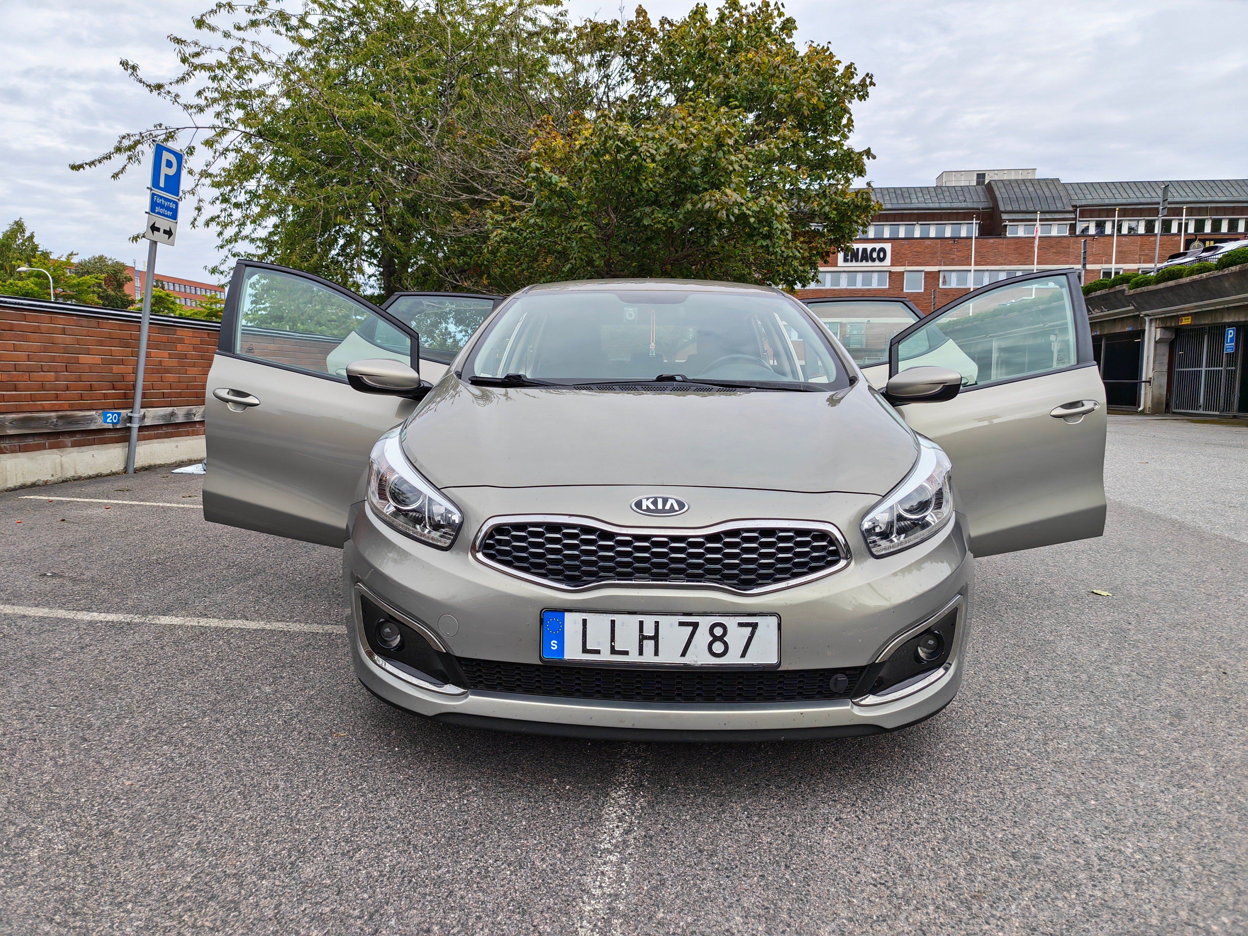 Kia Ceed 1.4 CVVT Manuell 2017, bild 7/10