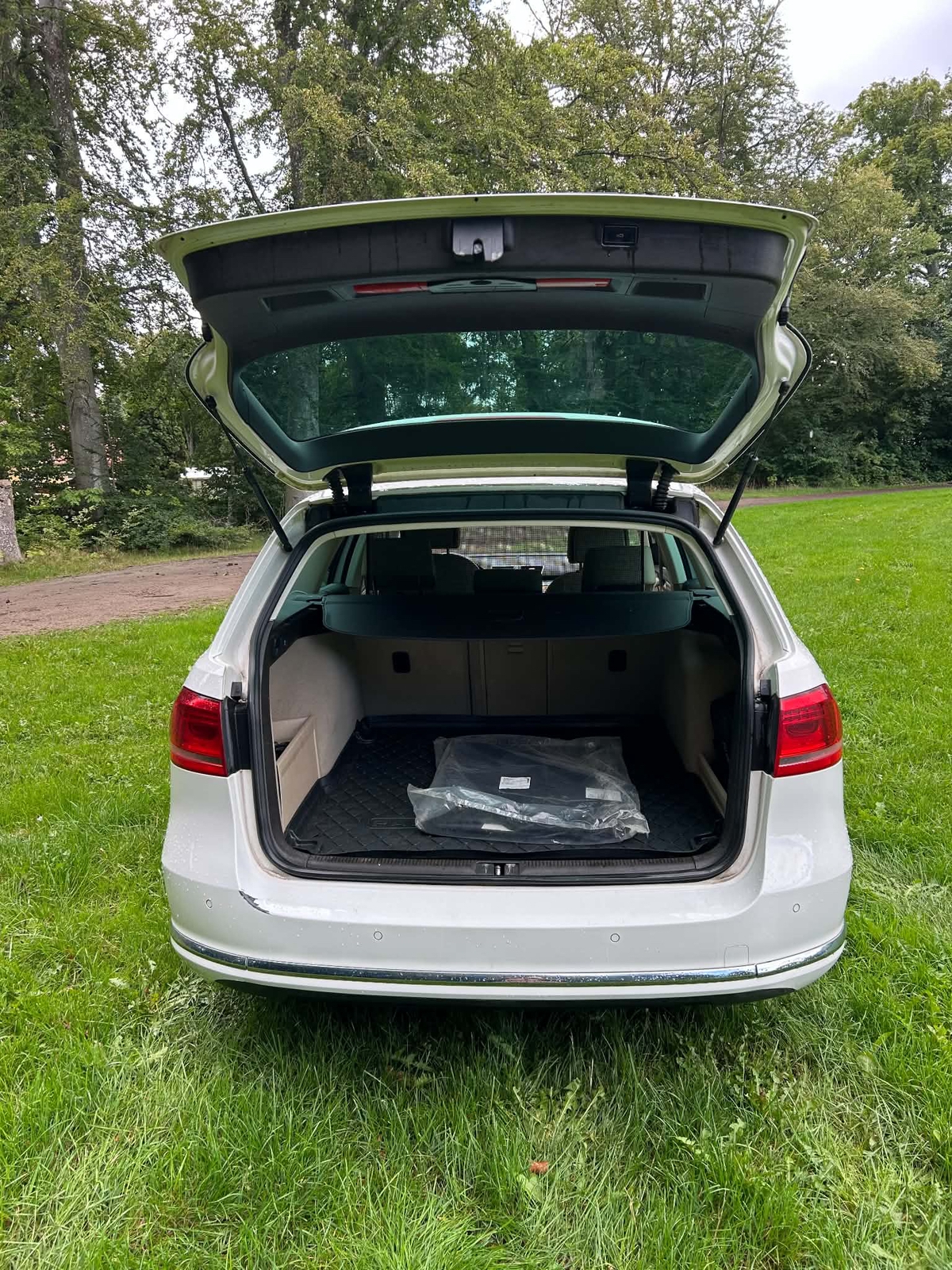 Volkswagen Passat 2014, bild 5/5