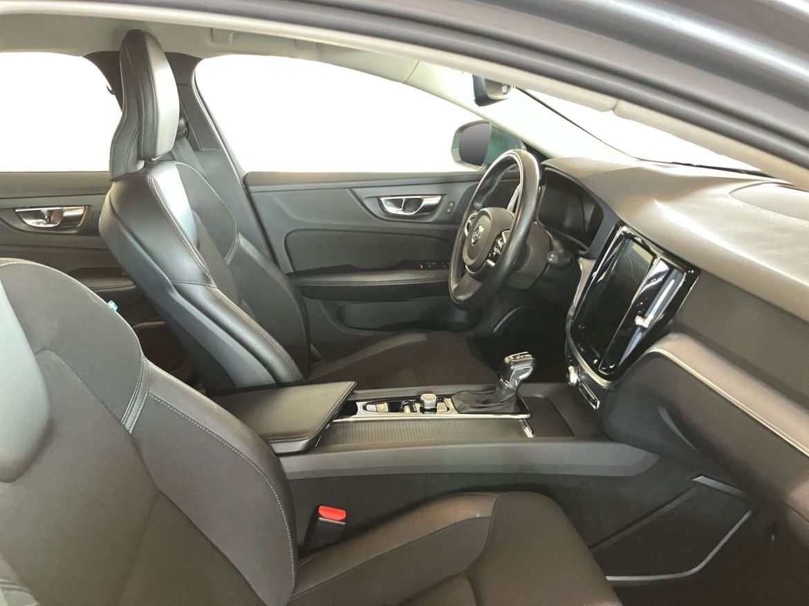 Volvo V60 Cross Country 2019, bild 4/10