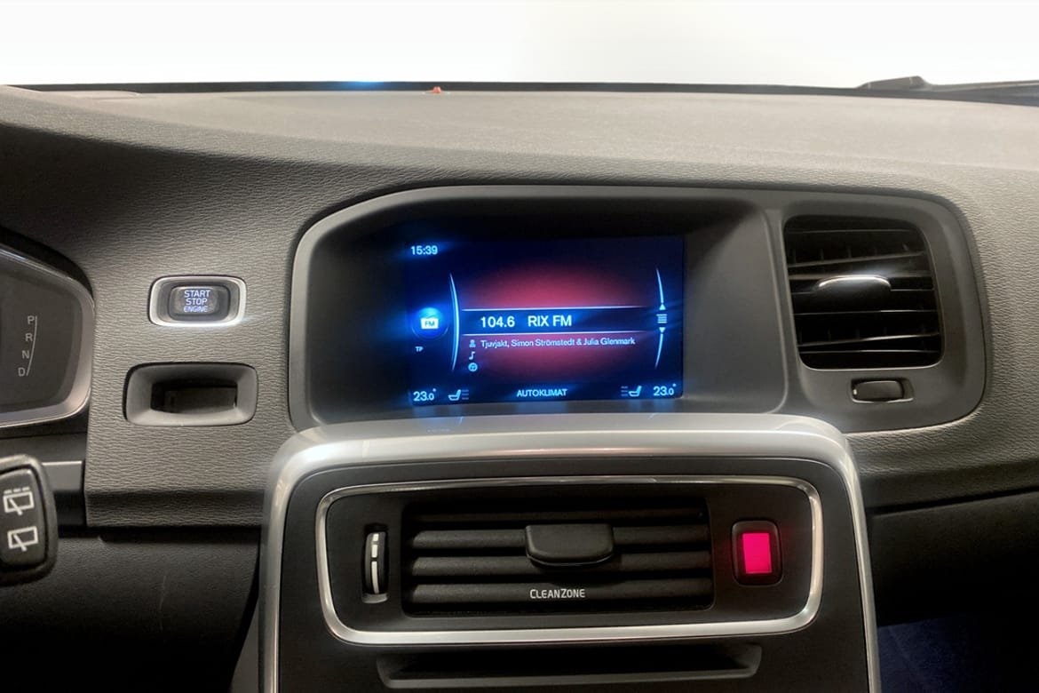 Volvo V60 Cross Country 2017, bild 6/9