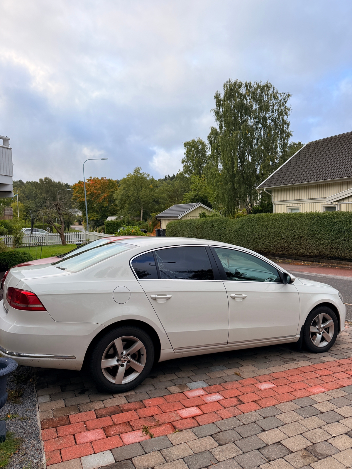 Volkswagen Passat 2012, bild 4/5