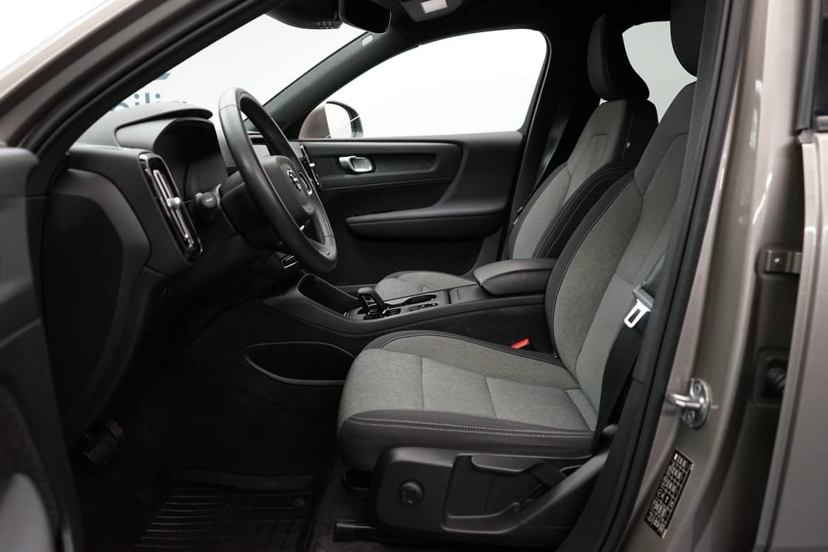 Volvo XC40 B4 II FWD Bensin MomAdv 2022, bild 5/10