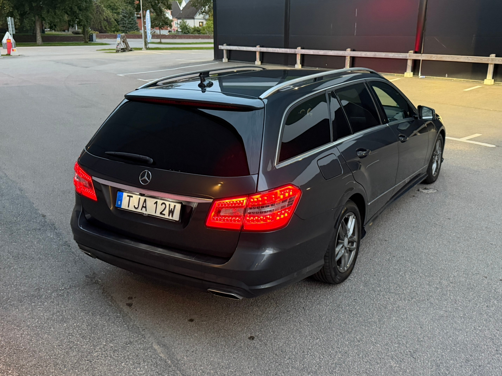 Mercedes-Benz E 2013, bild 2/10