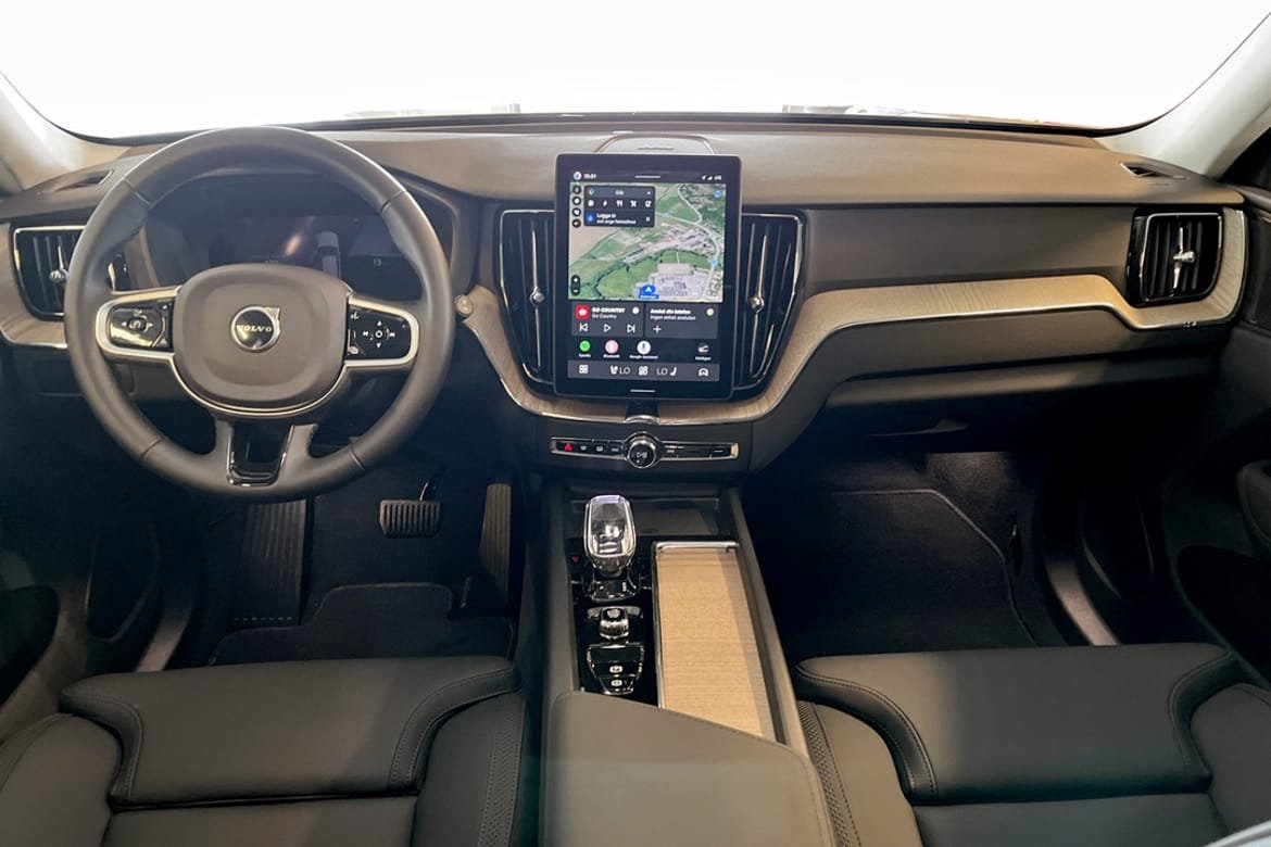 Volvo XC60 T6 Plus Dark Nordic Edition 2026, bild 4/9