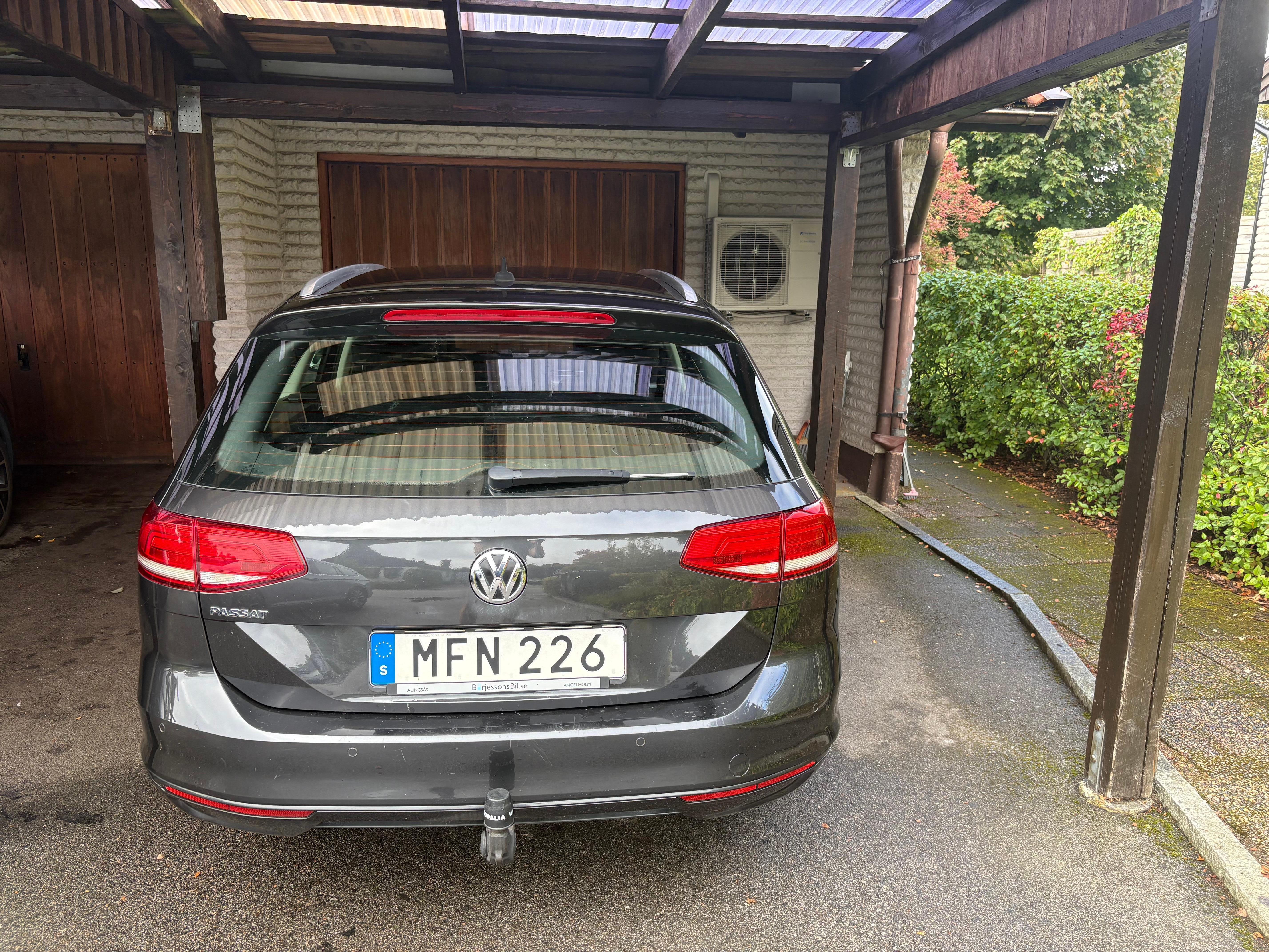 Volkswagen Passat 2019, bild 2/7