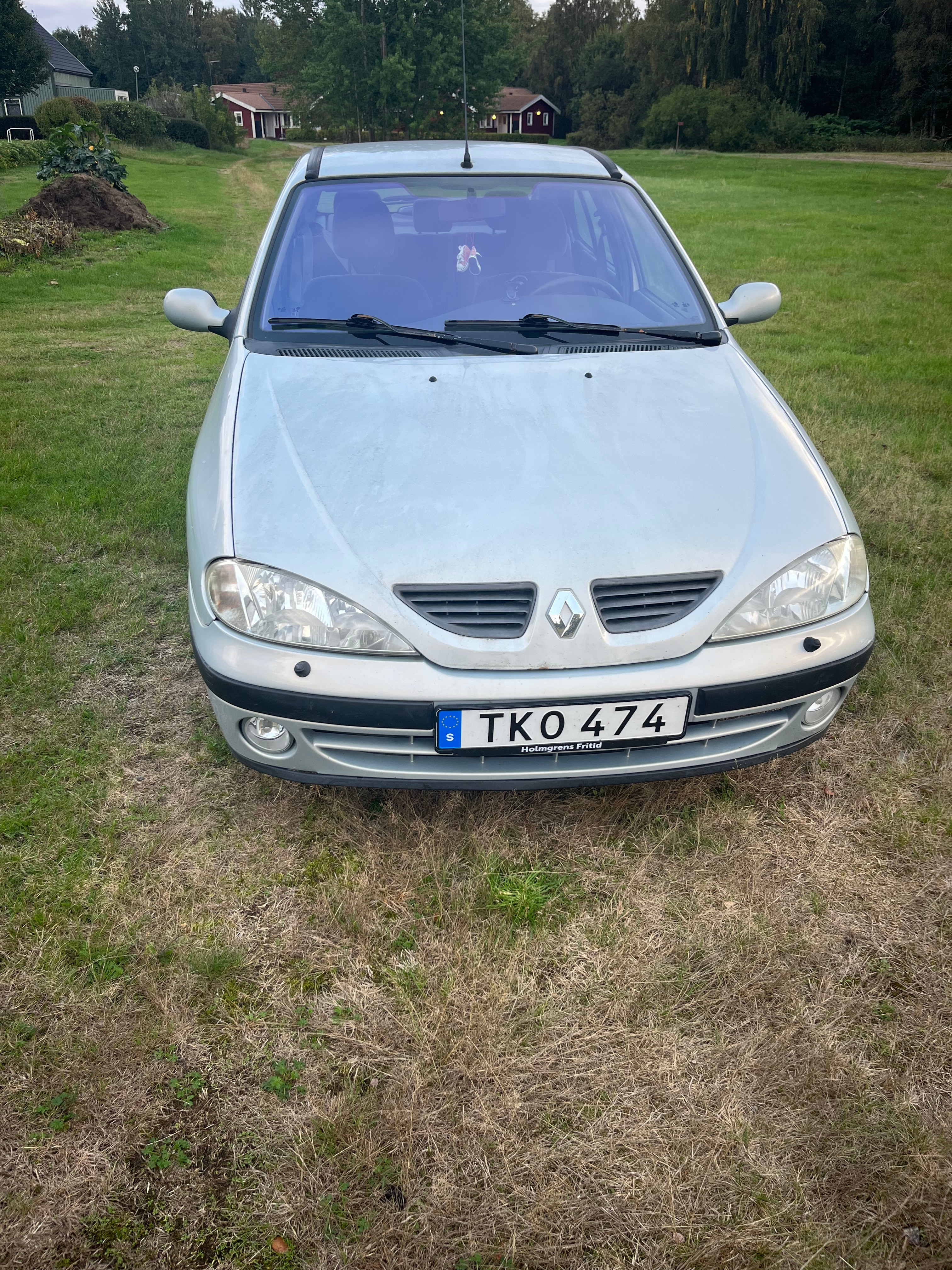 Renault Megane I 1.6 Manuell 2002, bild 2/7