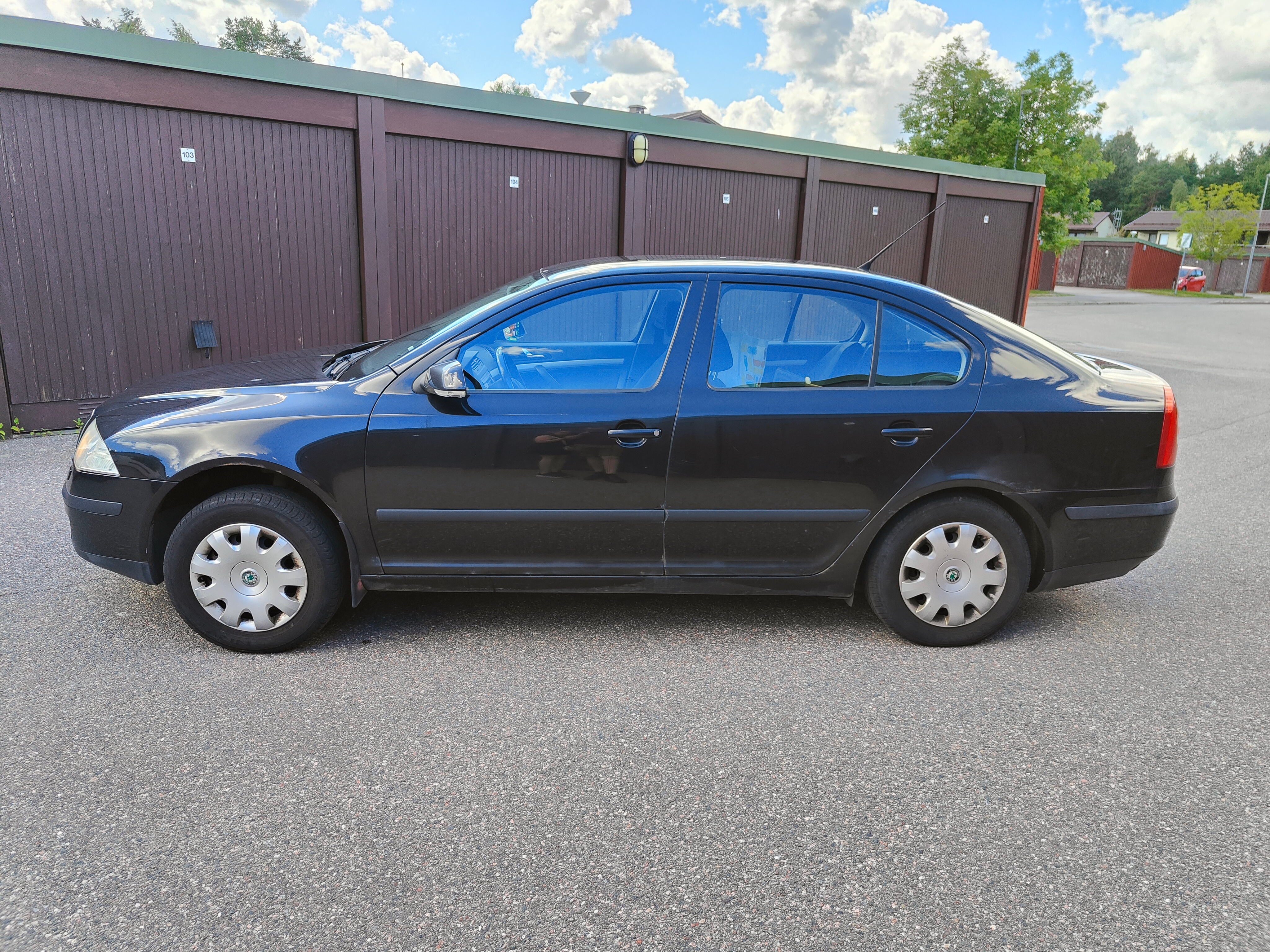 Skoda Octavia 1.6 MPI Multifuel Manuell 2008, bild 4/6