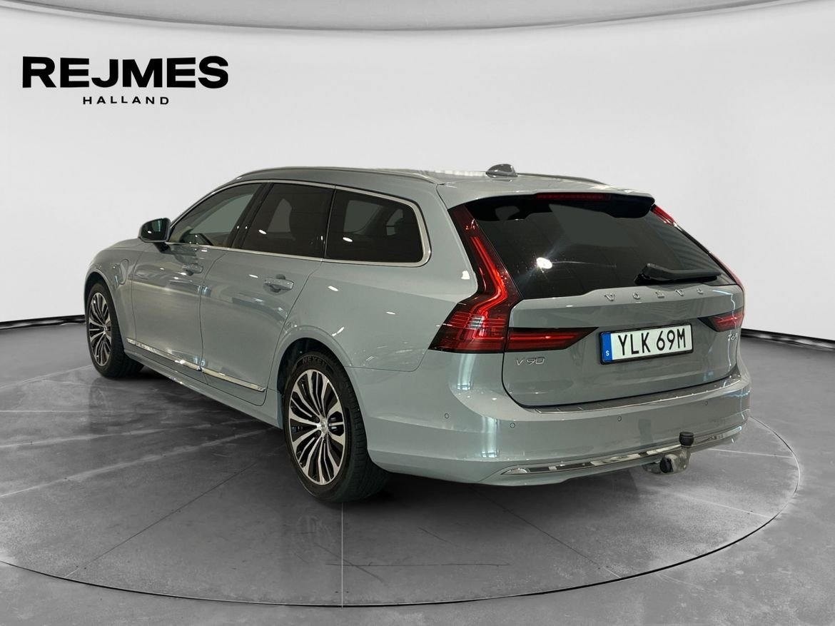 Volvo V90 T6 Core Bright 2025, kuva 2/10