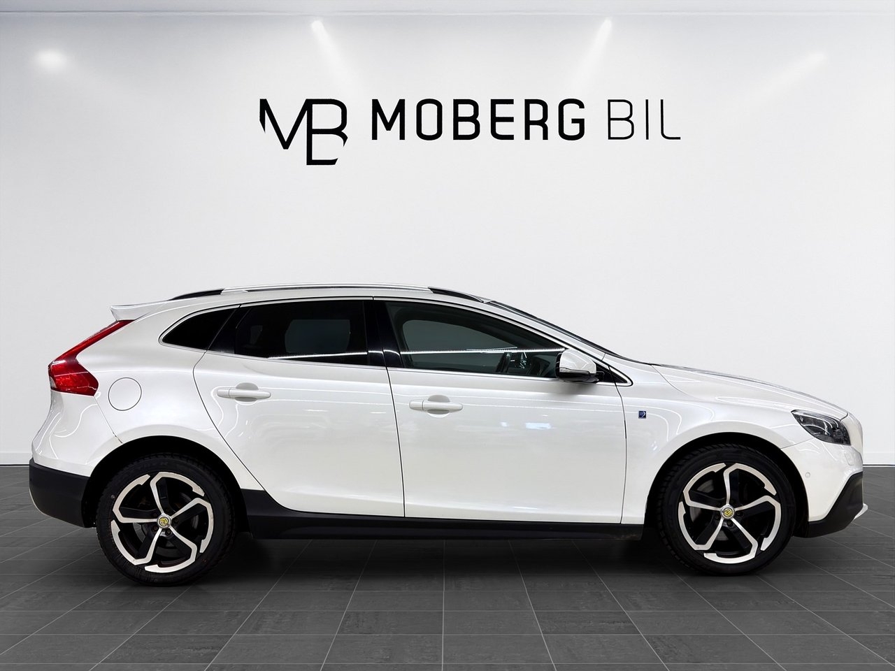 Volvo V40 Cross Country 2015, bild 3/17