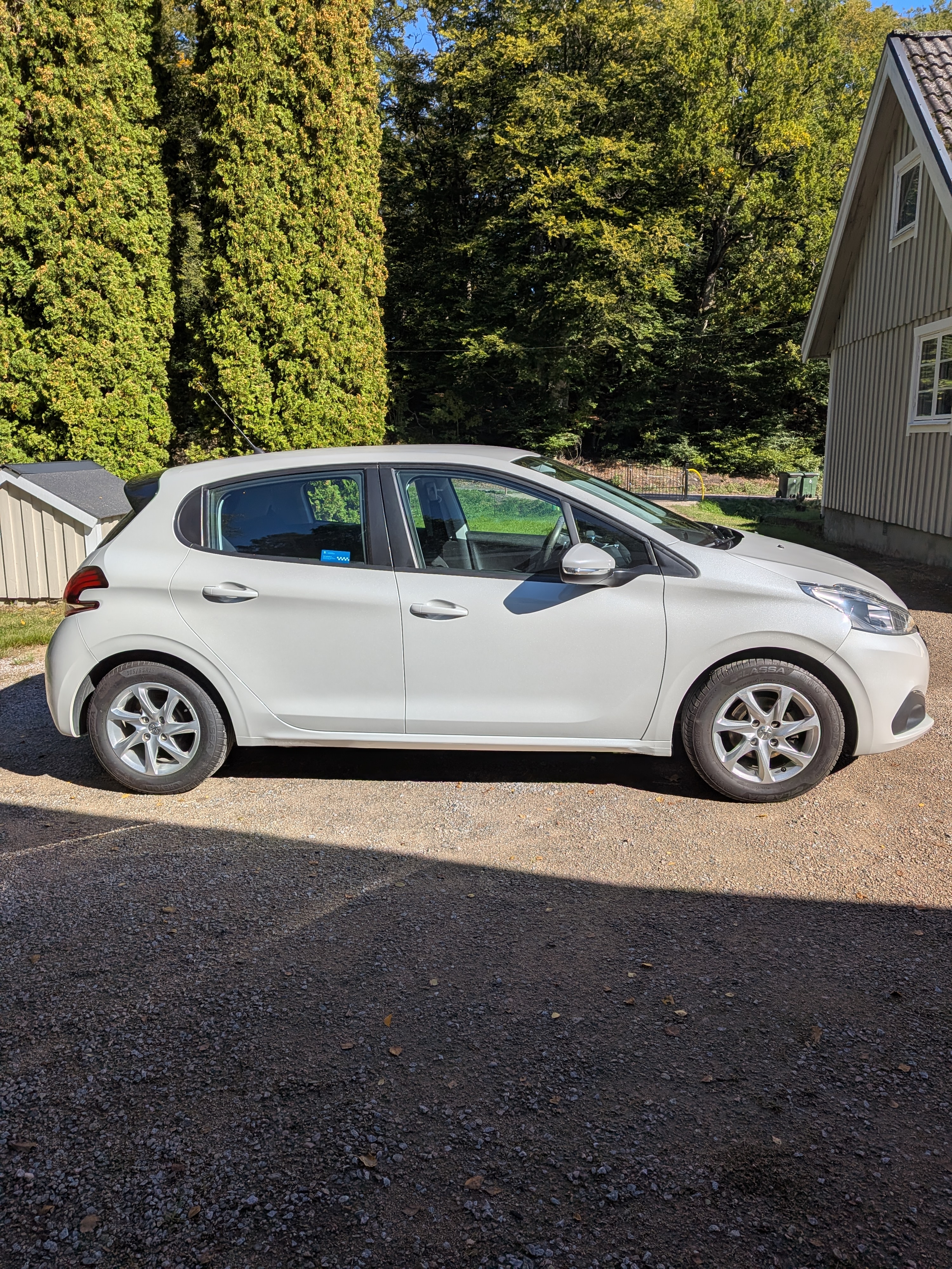 Peugeot 208 2016, bild 5/10