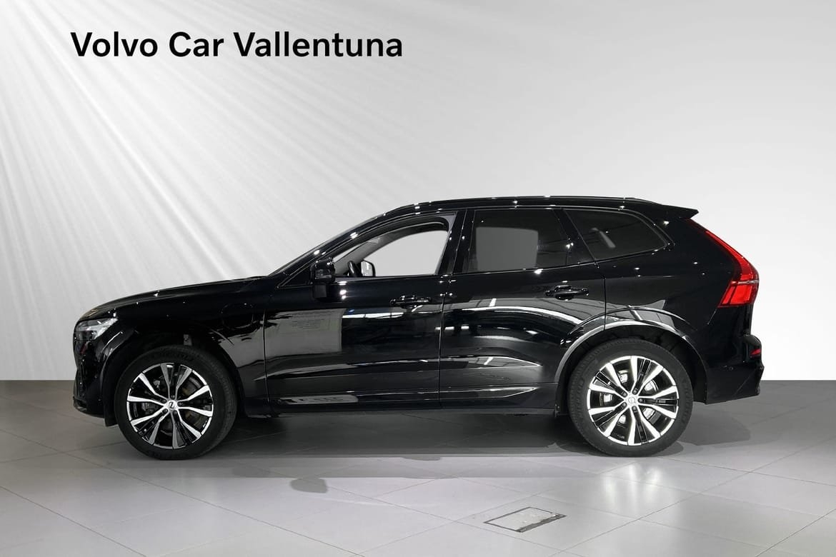 Volvo XC60 Recharge T6 Ultimate Dark 2023, bild 3/10