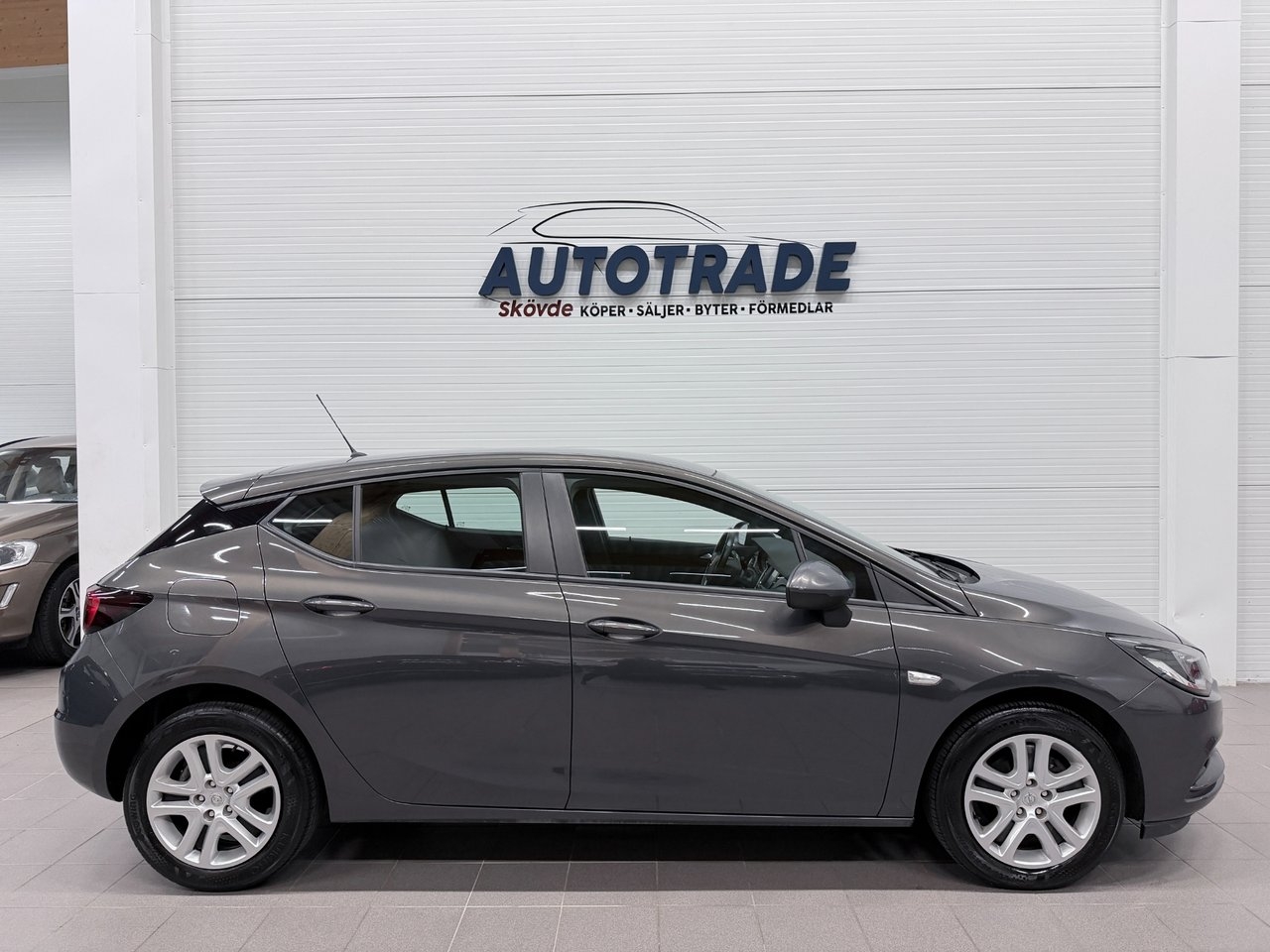 Opel Astra 2016, kuva 6/10