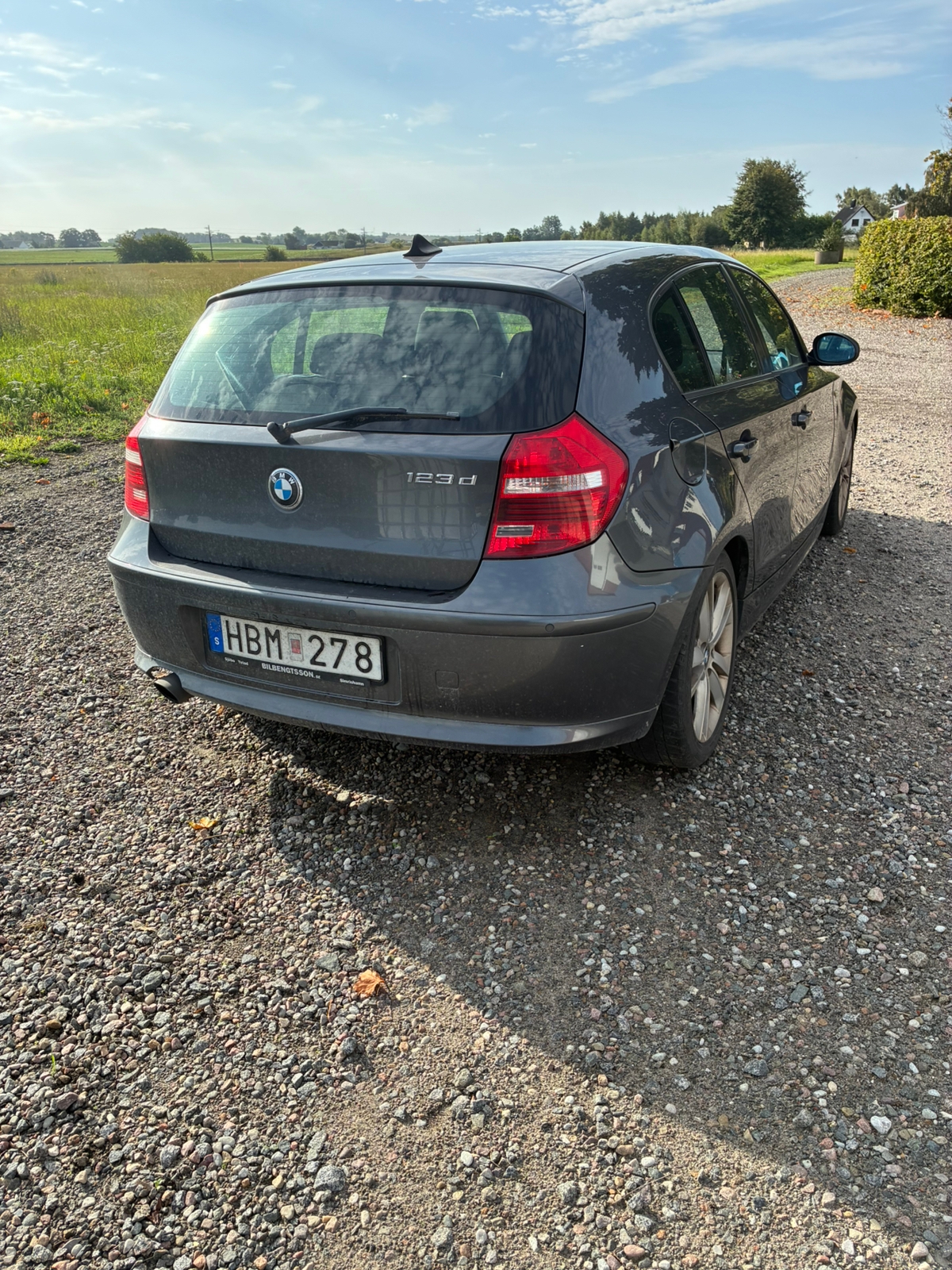 BMW 123 d 5-dörrars Steptronic 2008, bild 4/9