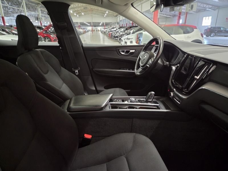 Volvo XC60 2021, bild 4/10