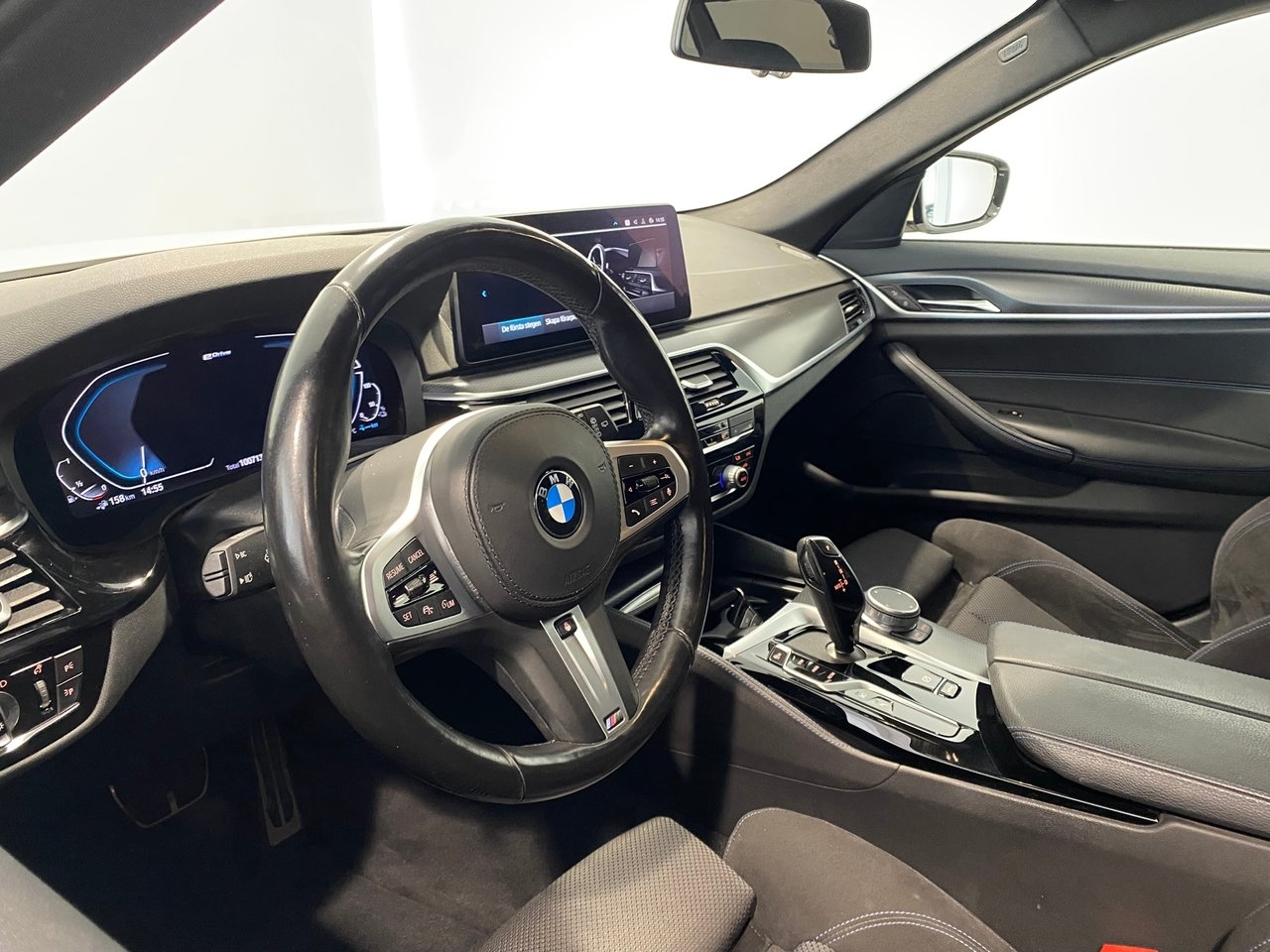 BMW 530 2021, kuva 5/10