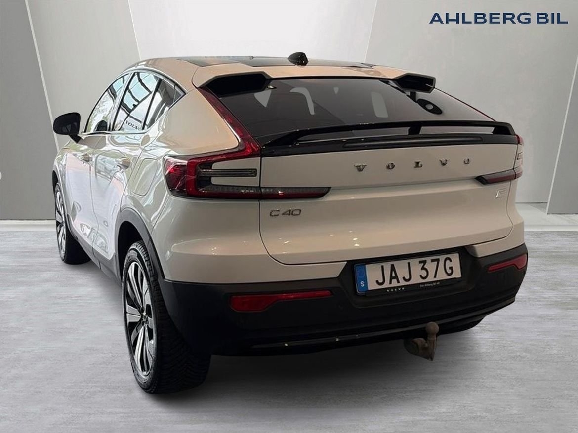 Volvo C40 2023, photo 3/10