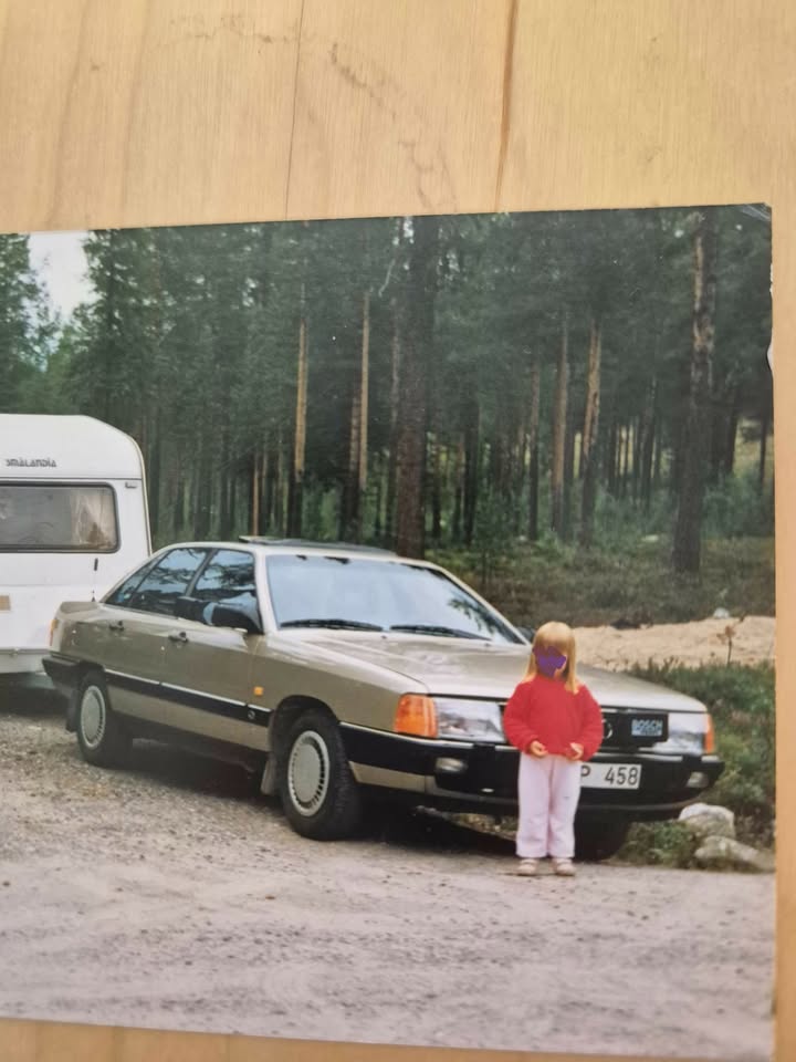 Audi 100