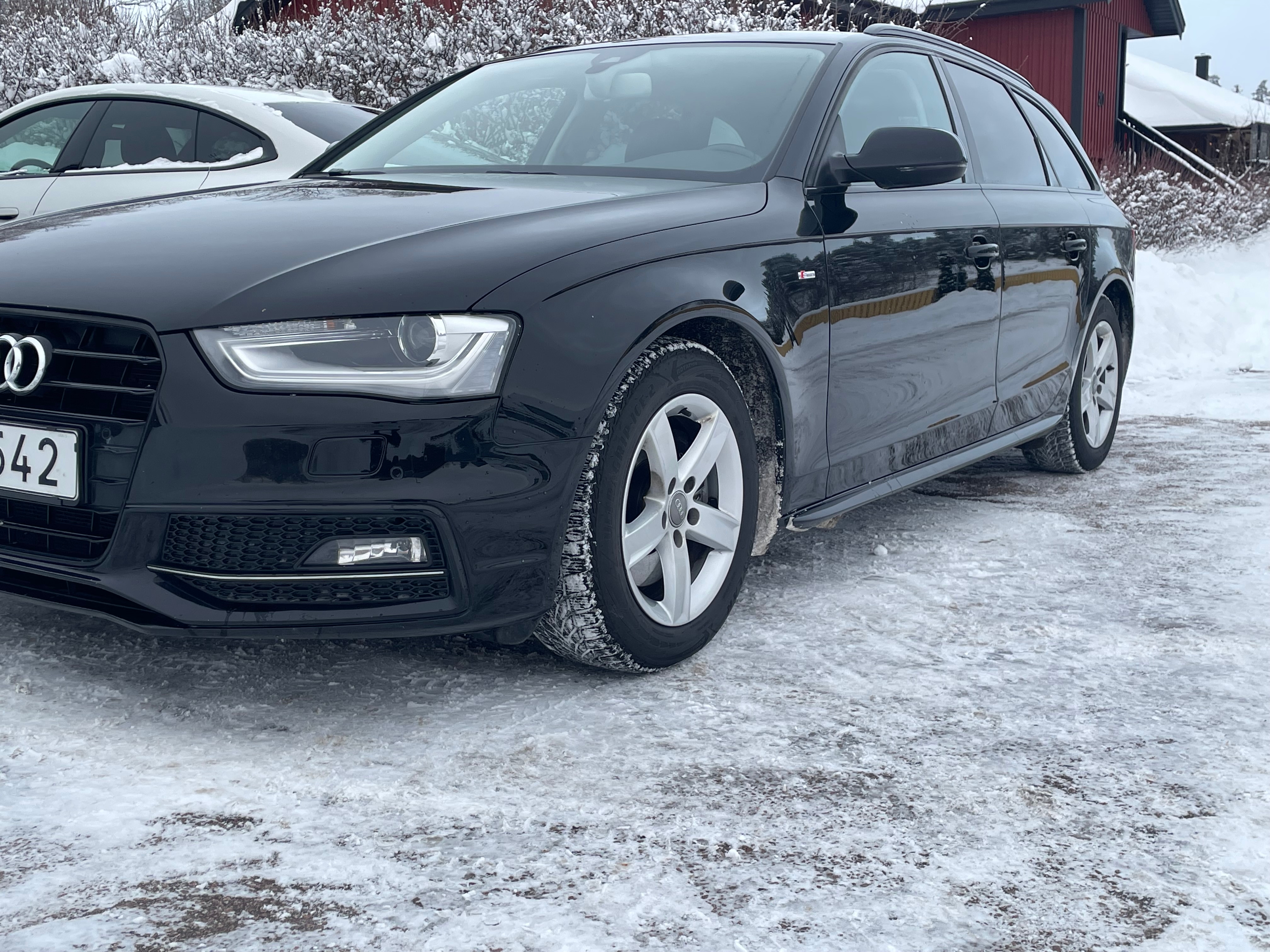 Audi A4 2015, bild 6/7